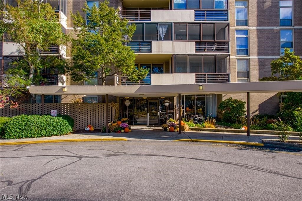 25801 Lakeshore Boulevard 42