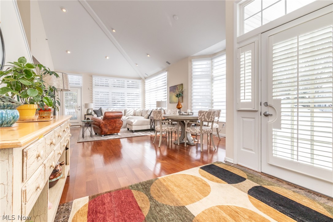 15 Orchard Circle
