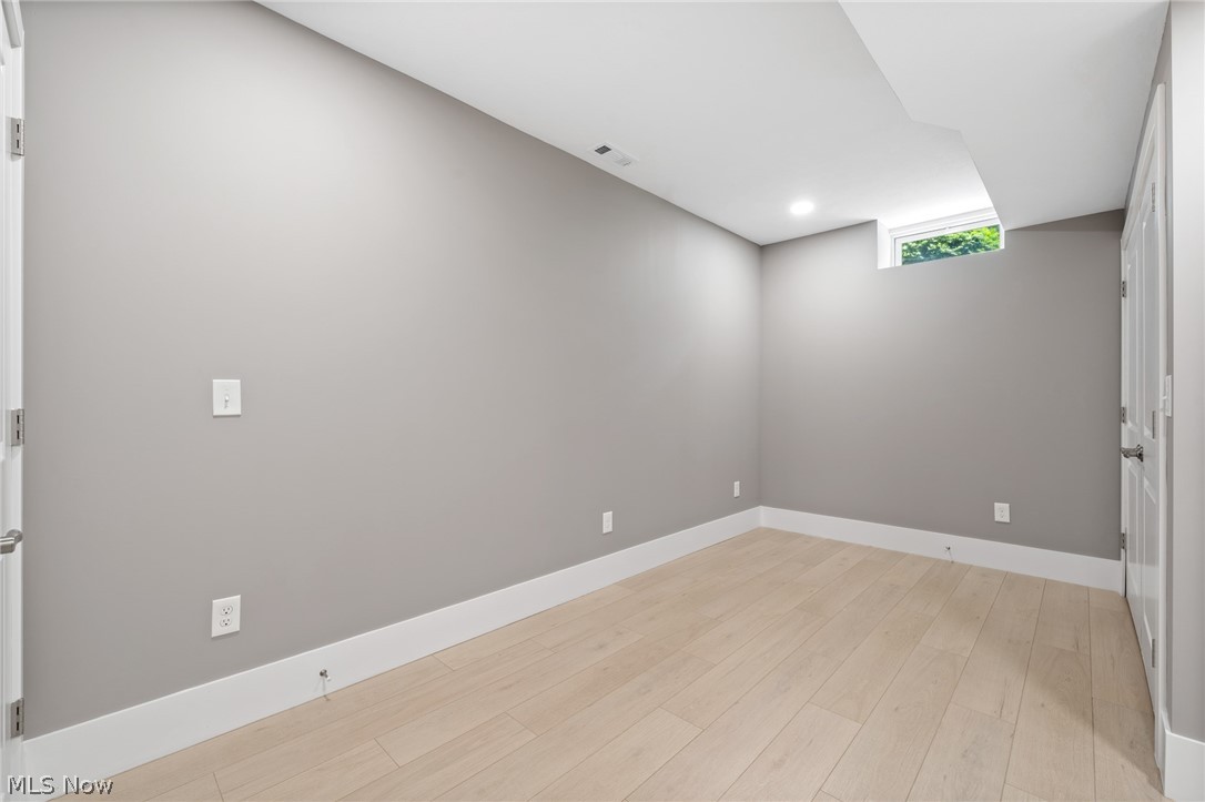 435 Dunwoody Drive