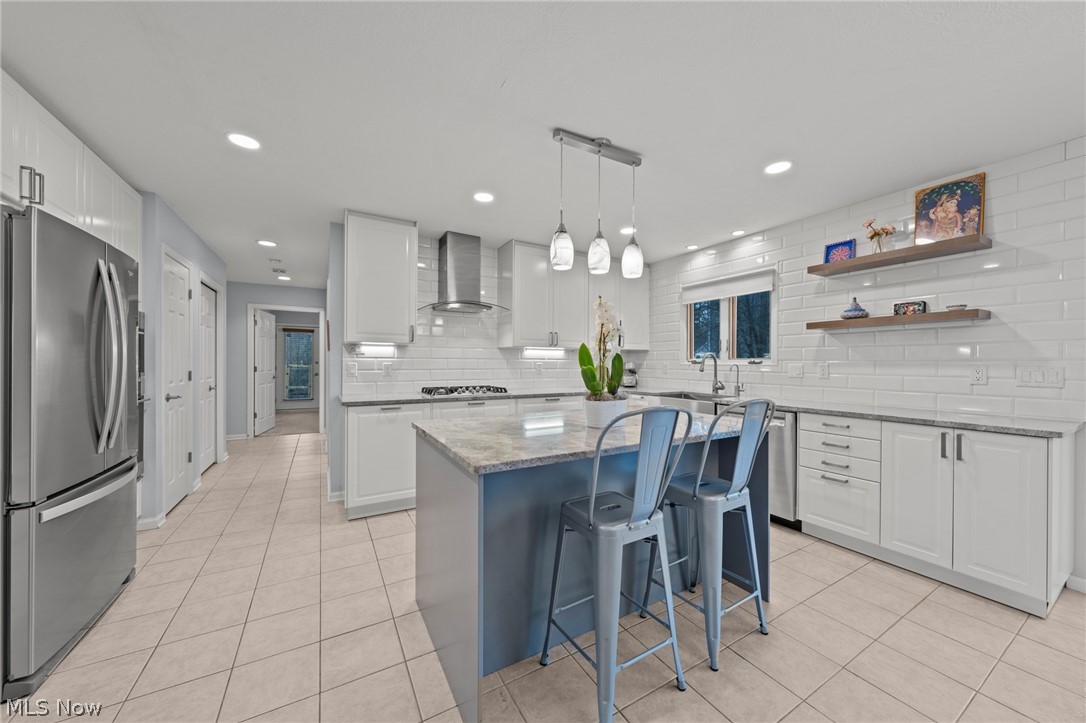 25471 Hilltop Drive