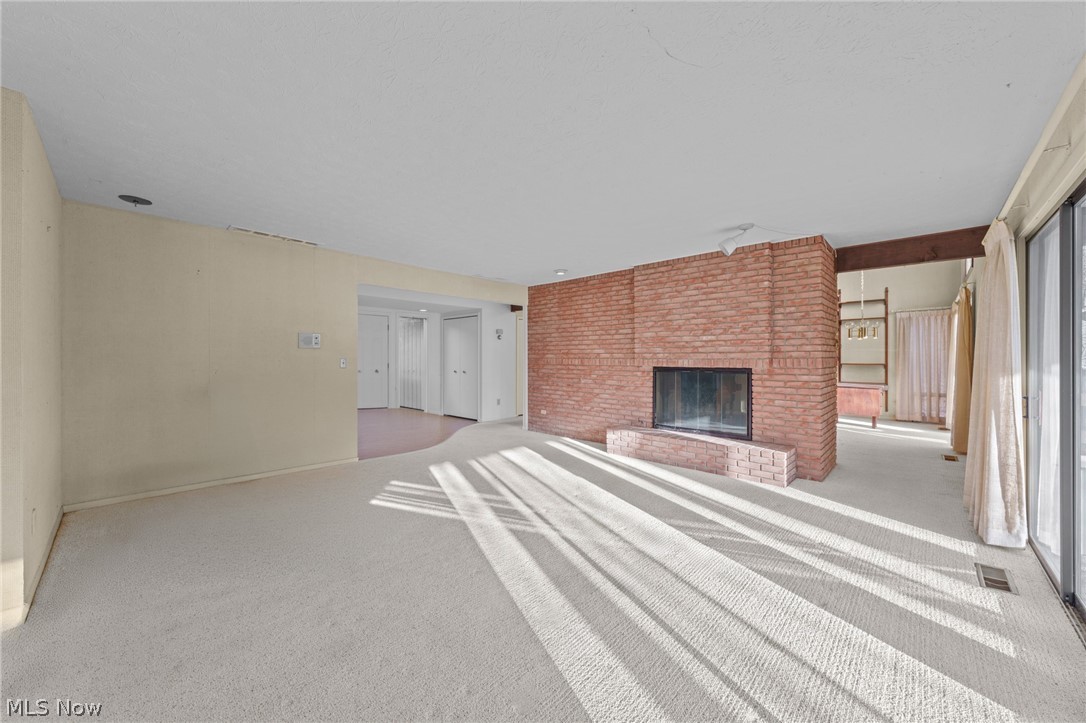 680-27 Fairington Drive