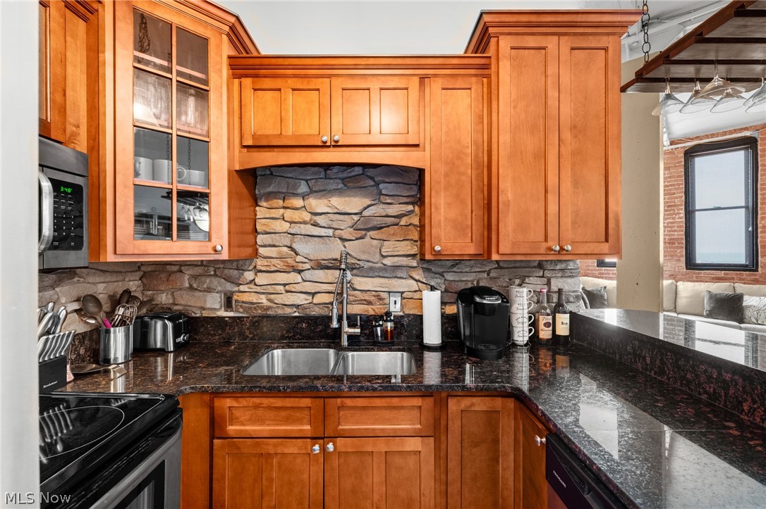 1133 W 9th Street 307
