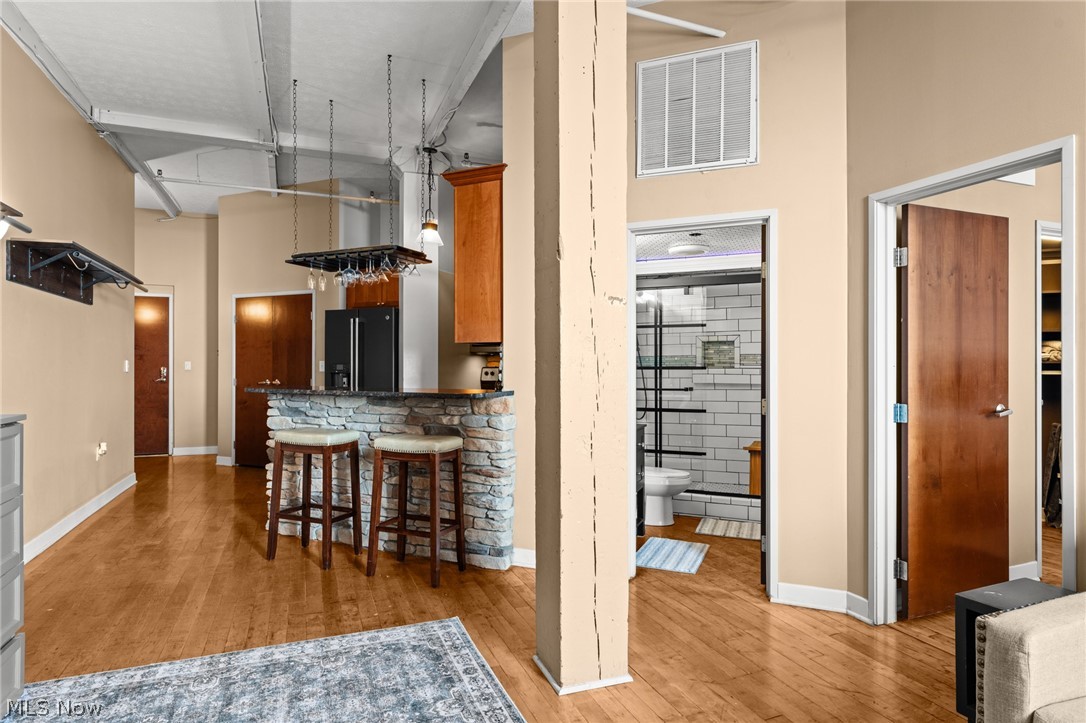 1133 W 9th Street 307