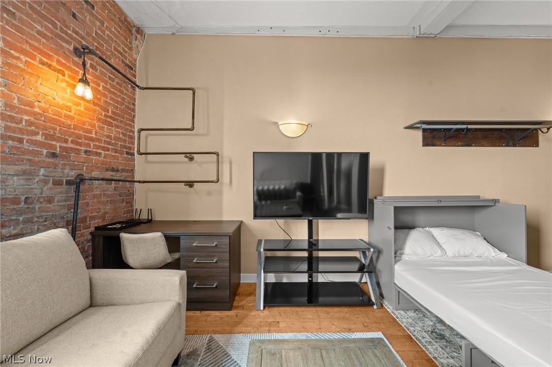 1133 W 9th Street 307