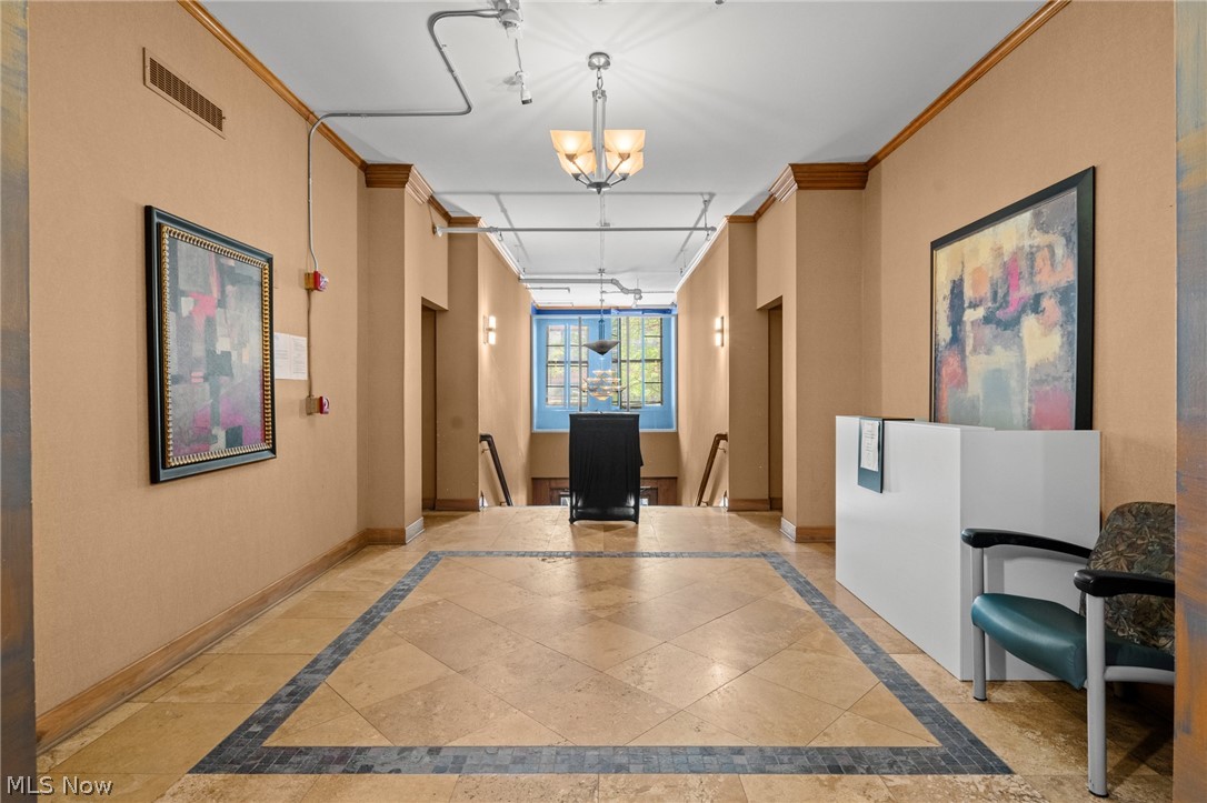 1133 W 9th Street 307