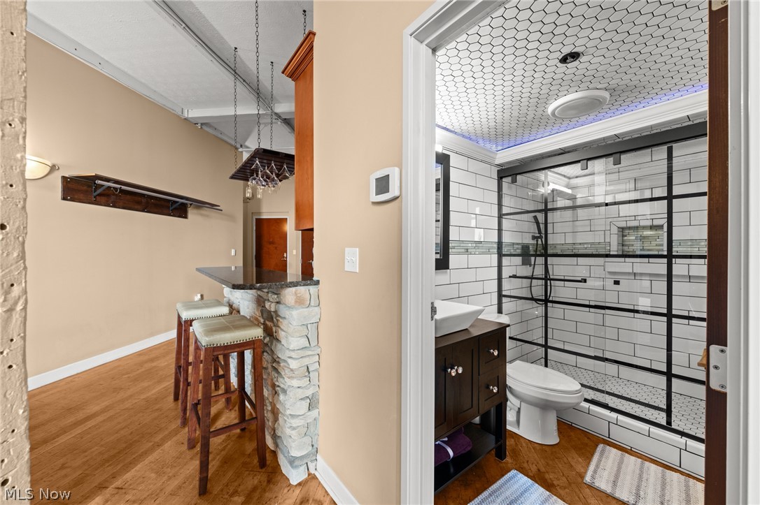 1133 W 9th Street 307