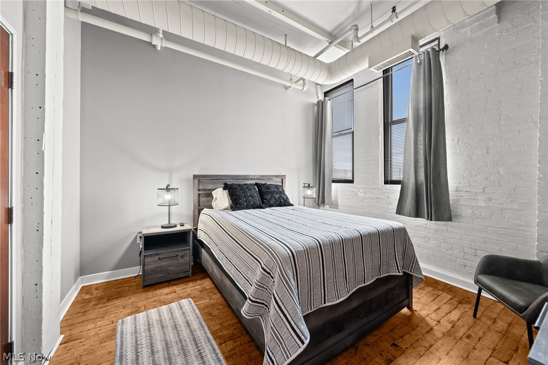 1133 W 9th Street 307