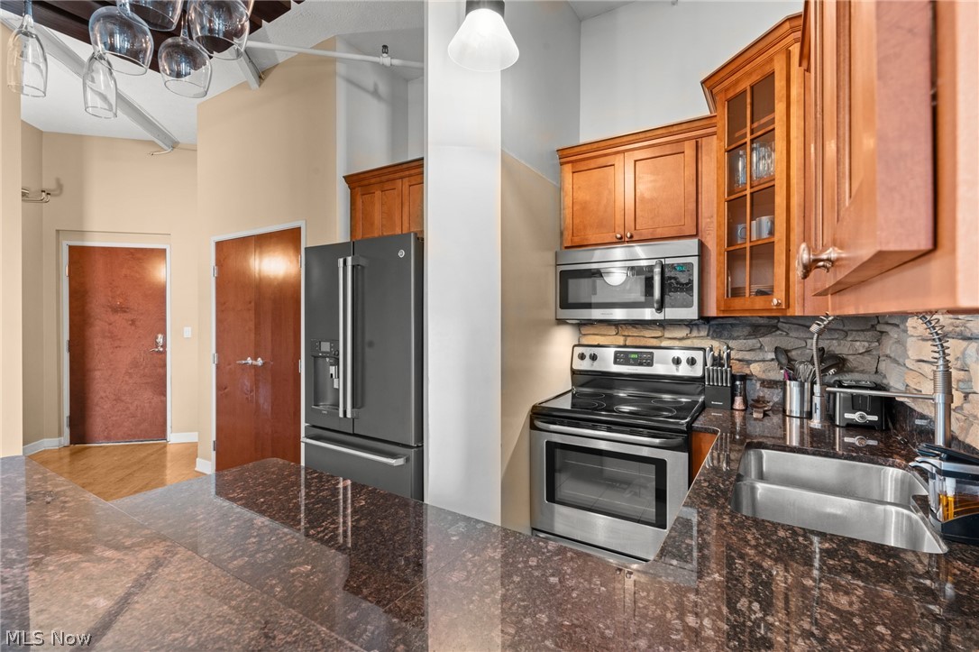 1133 W 9th Street 307
