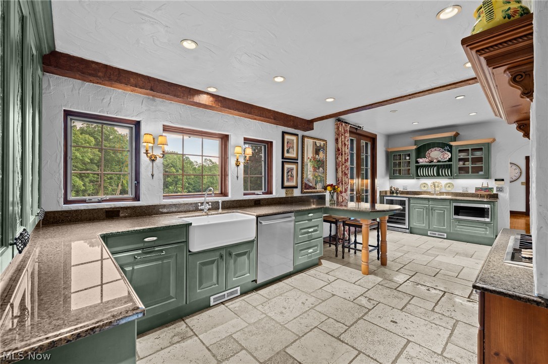 5227 Som Center Road