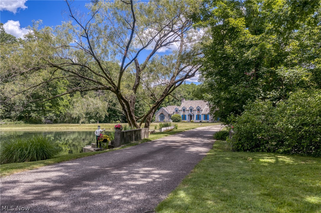5227 Som Center Road