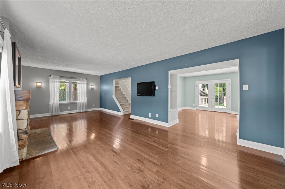1591 Maywood Road