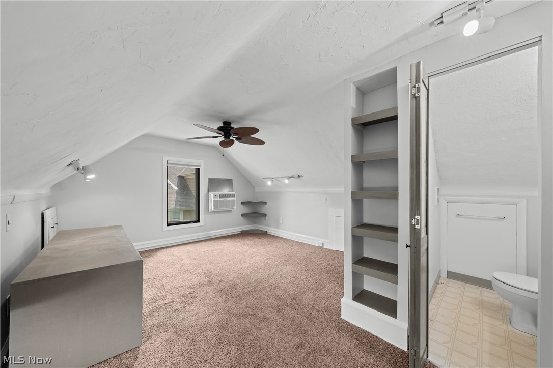 3322 E Fairfax Road