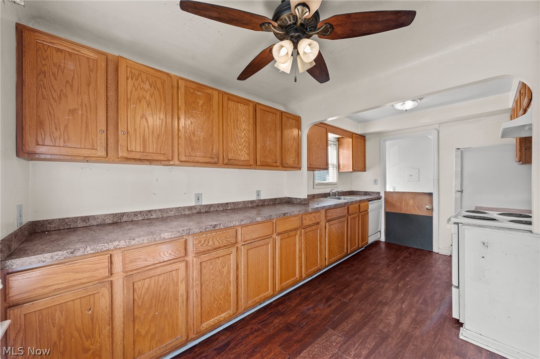 6006 Snow Road