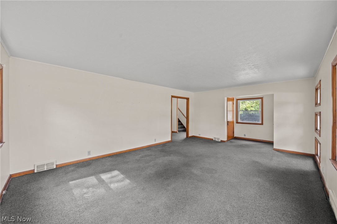 205 Center Road