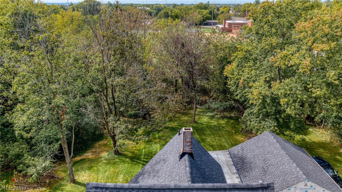 205 Center Road