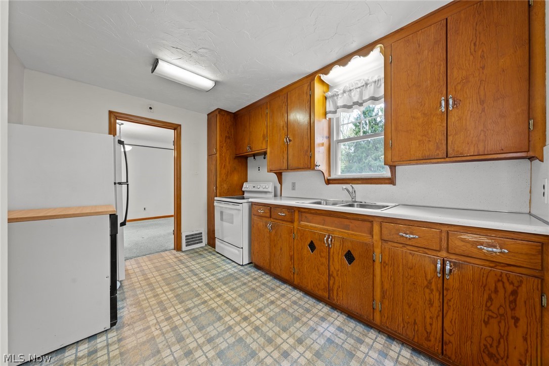 1247 Churchill Road