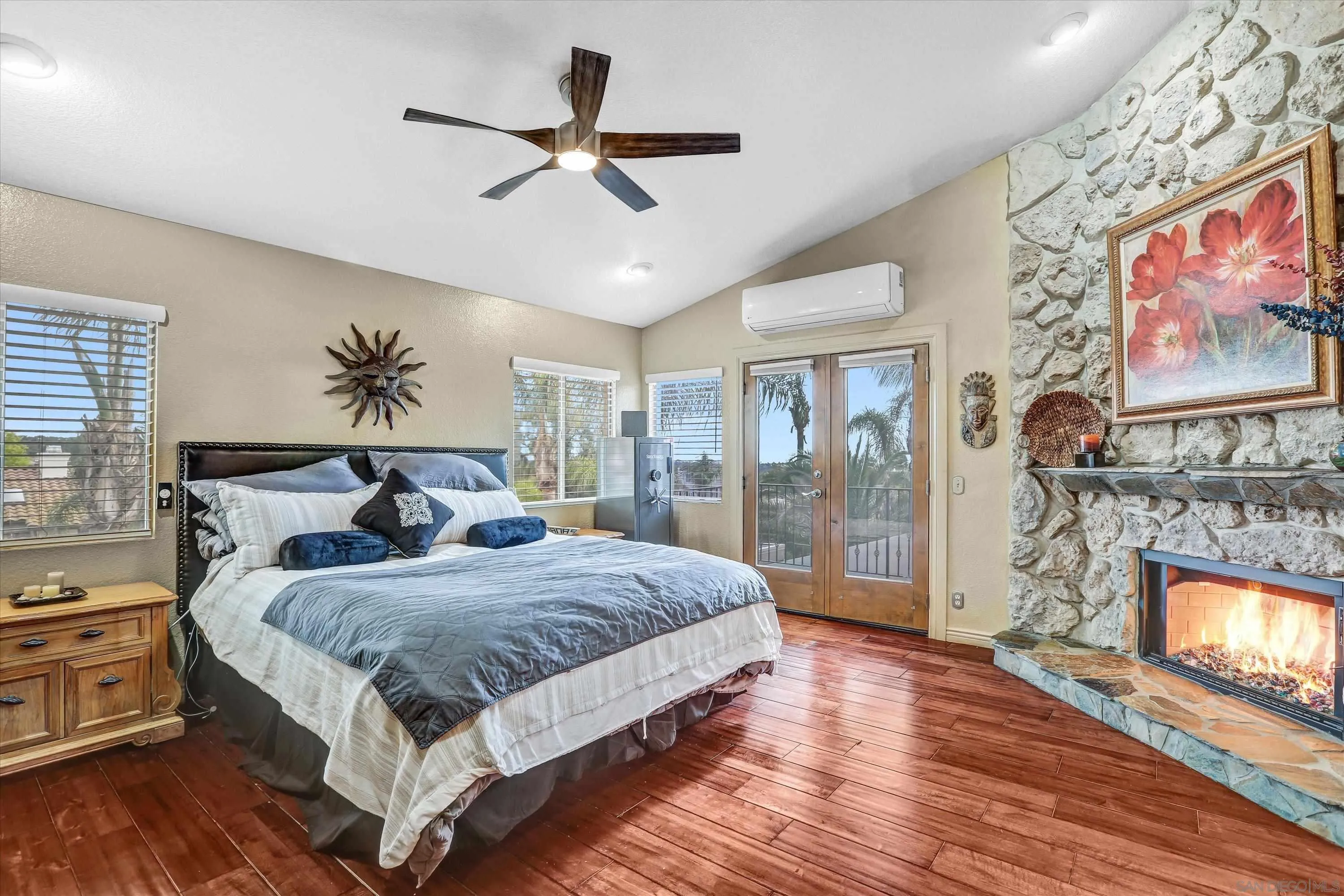 2669 Victoria Circle