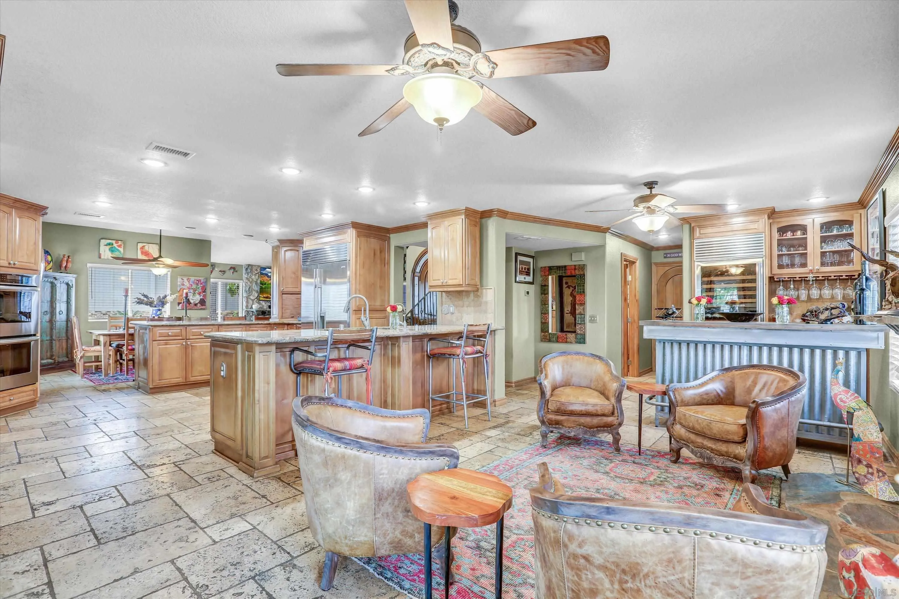 2669 Victoria Circle