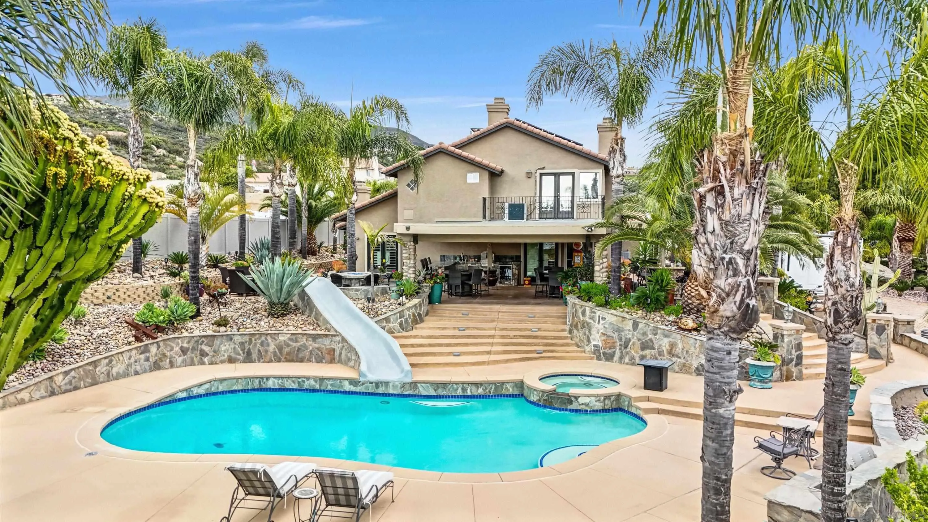 2669 Victoria Circle