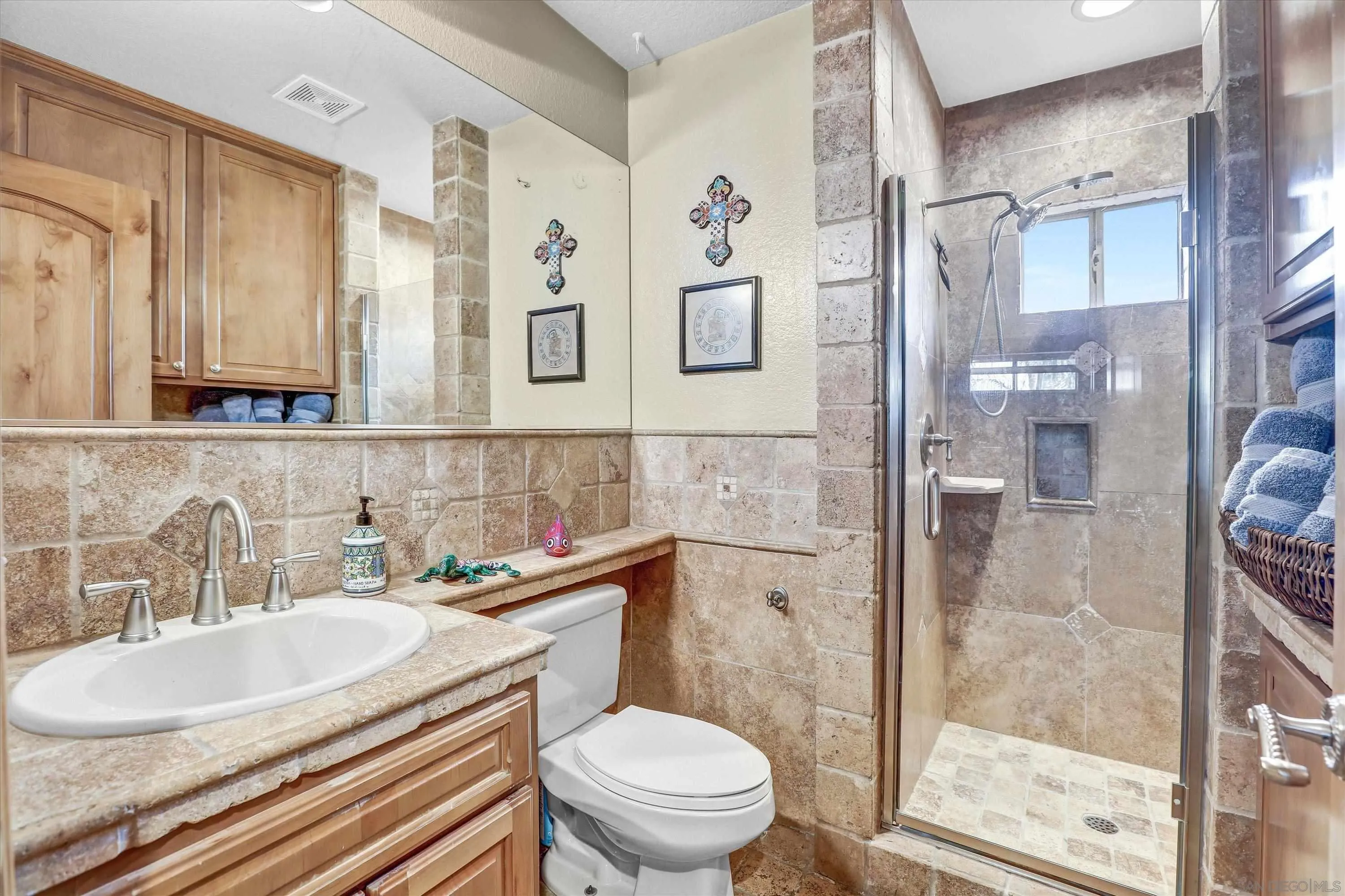 2669 Victoria Circle