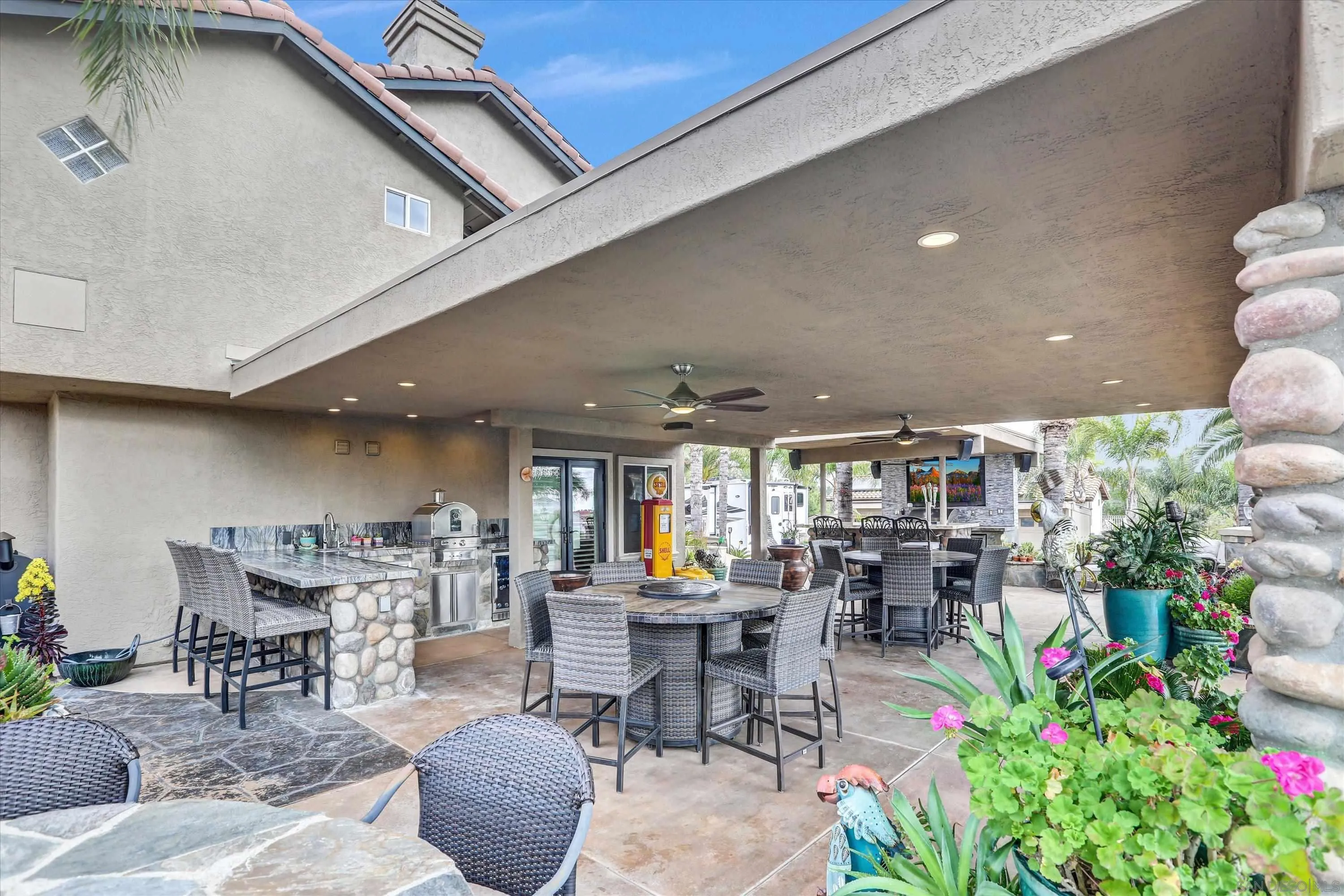 2669 Victoria Circle