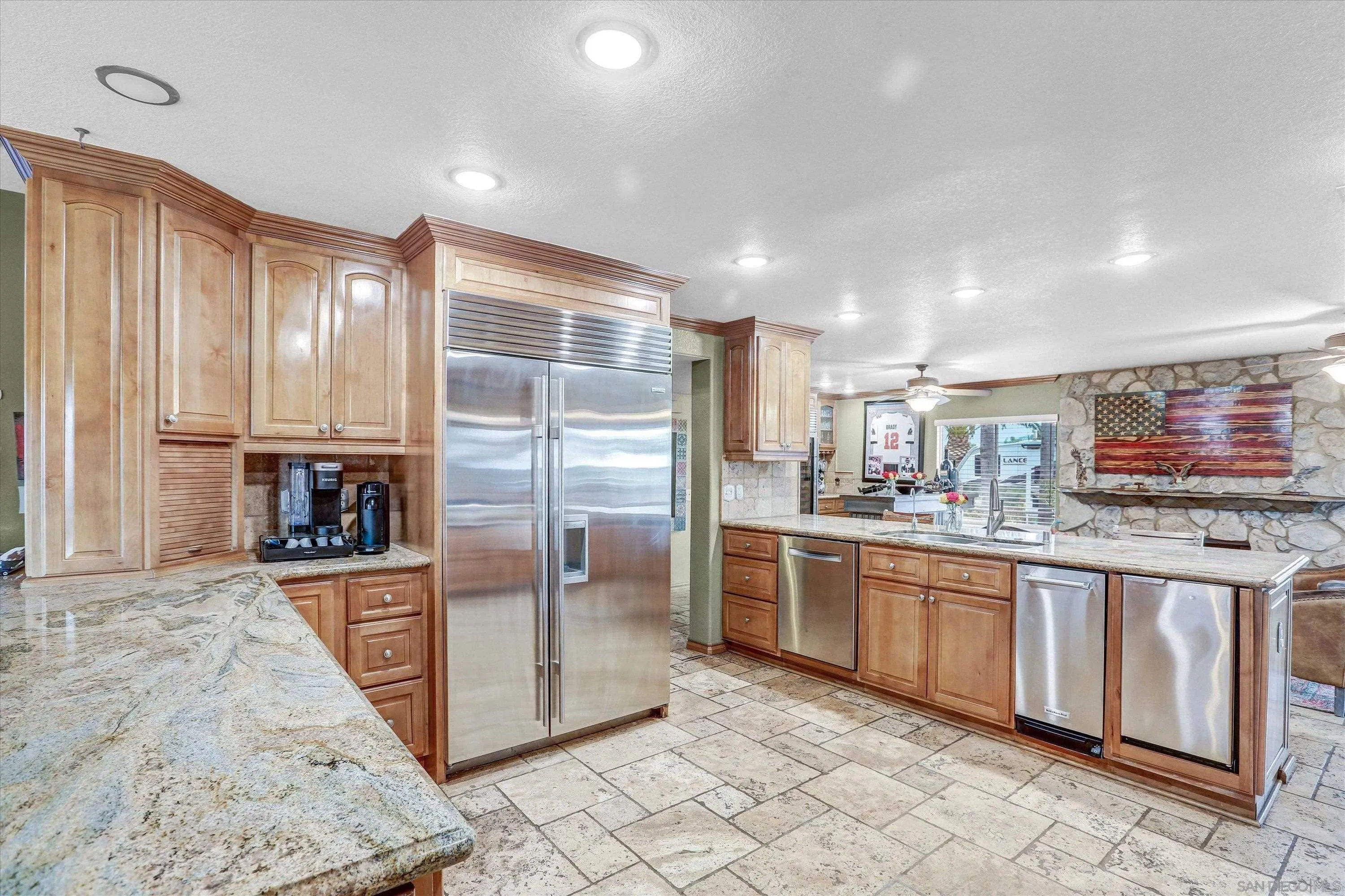 2669 Victoria Circle