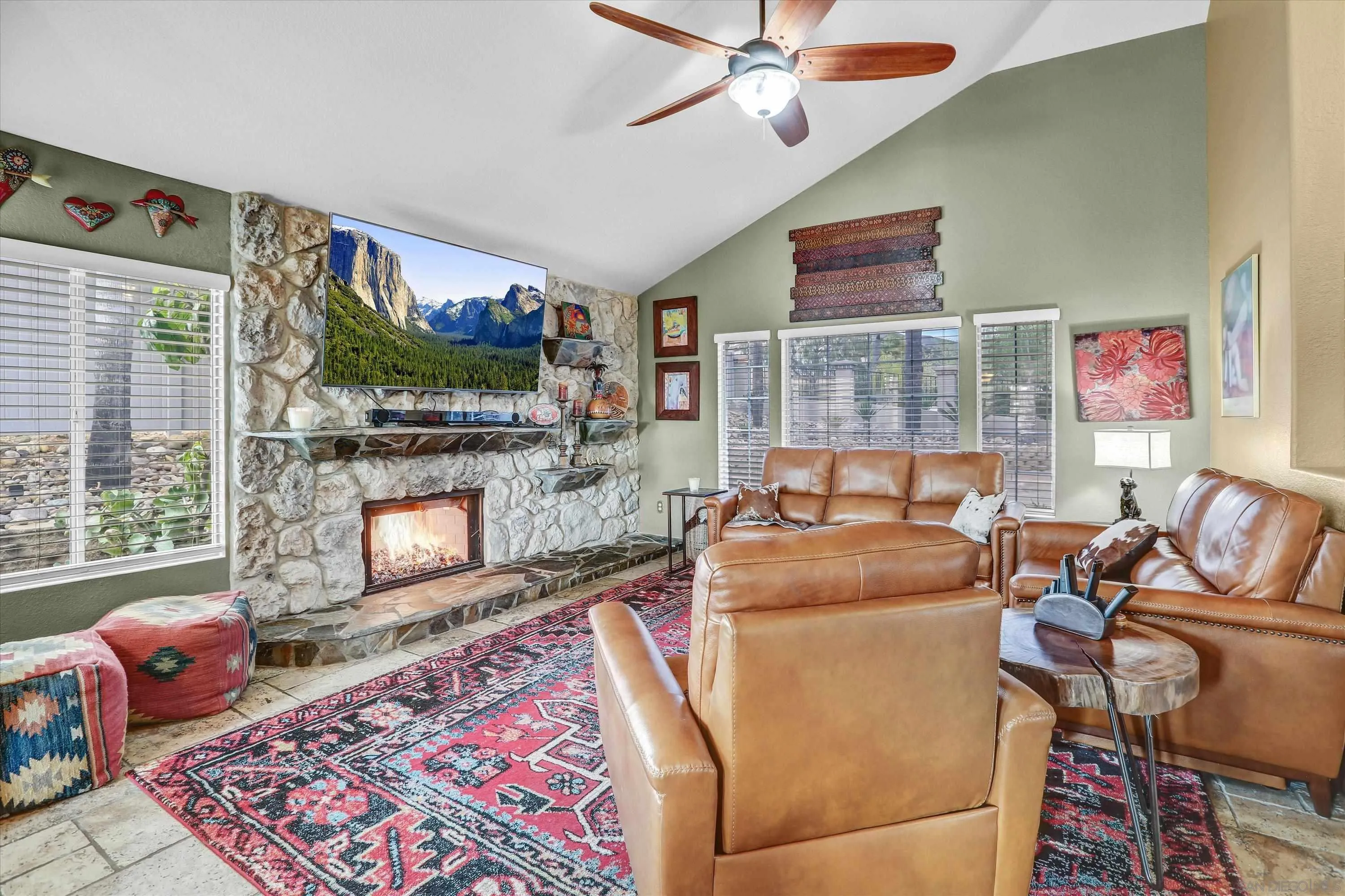 2669 Victoria Circle