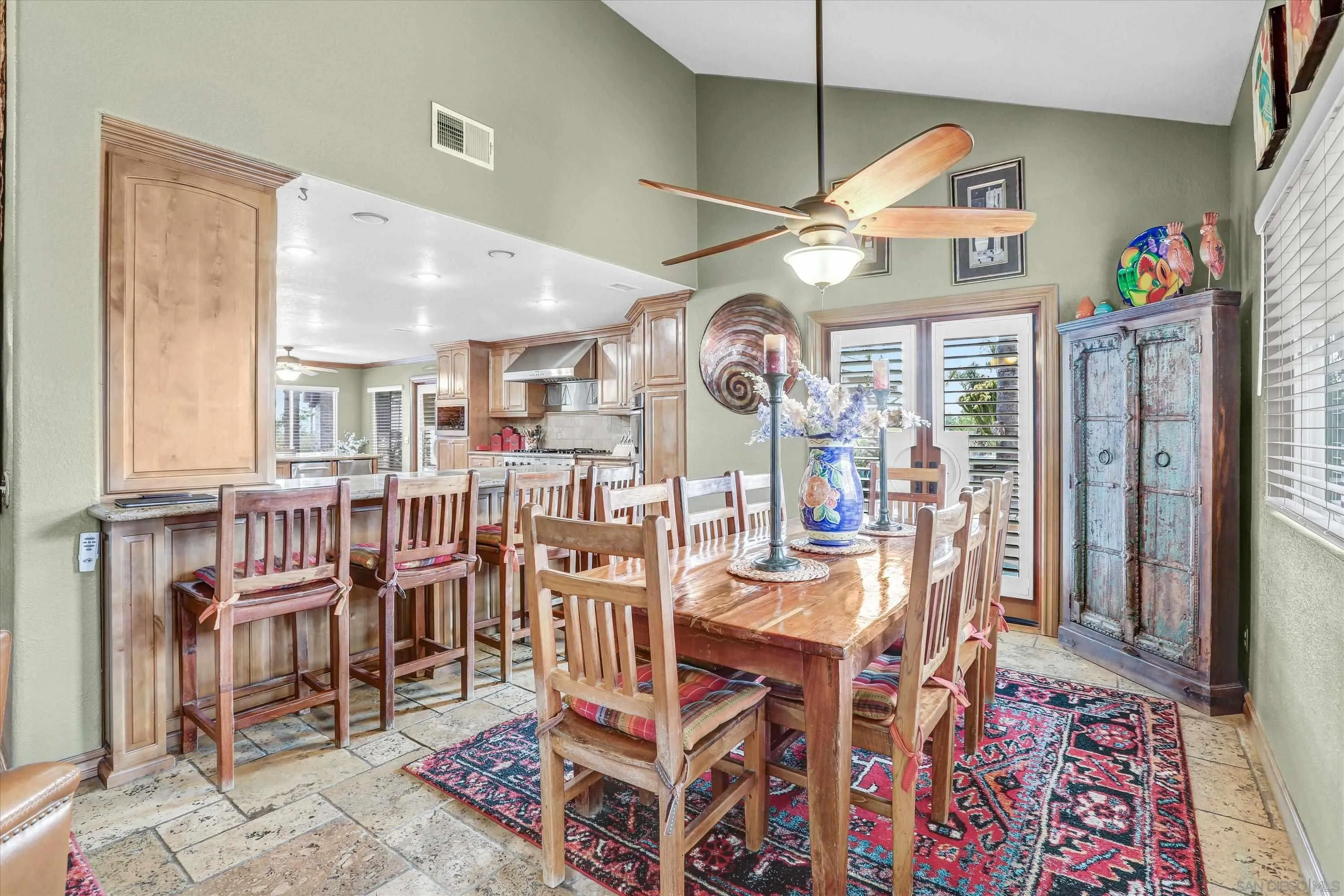 2669 Victoria Circle