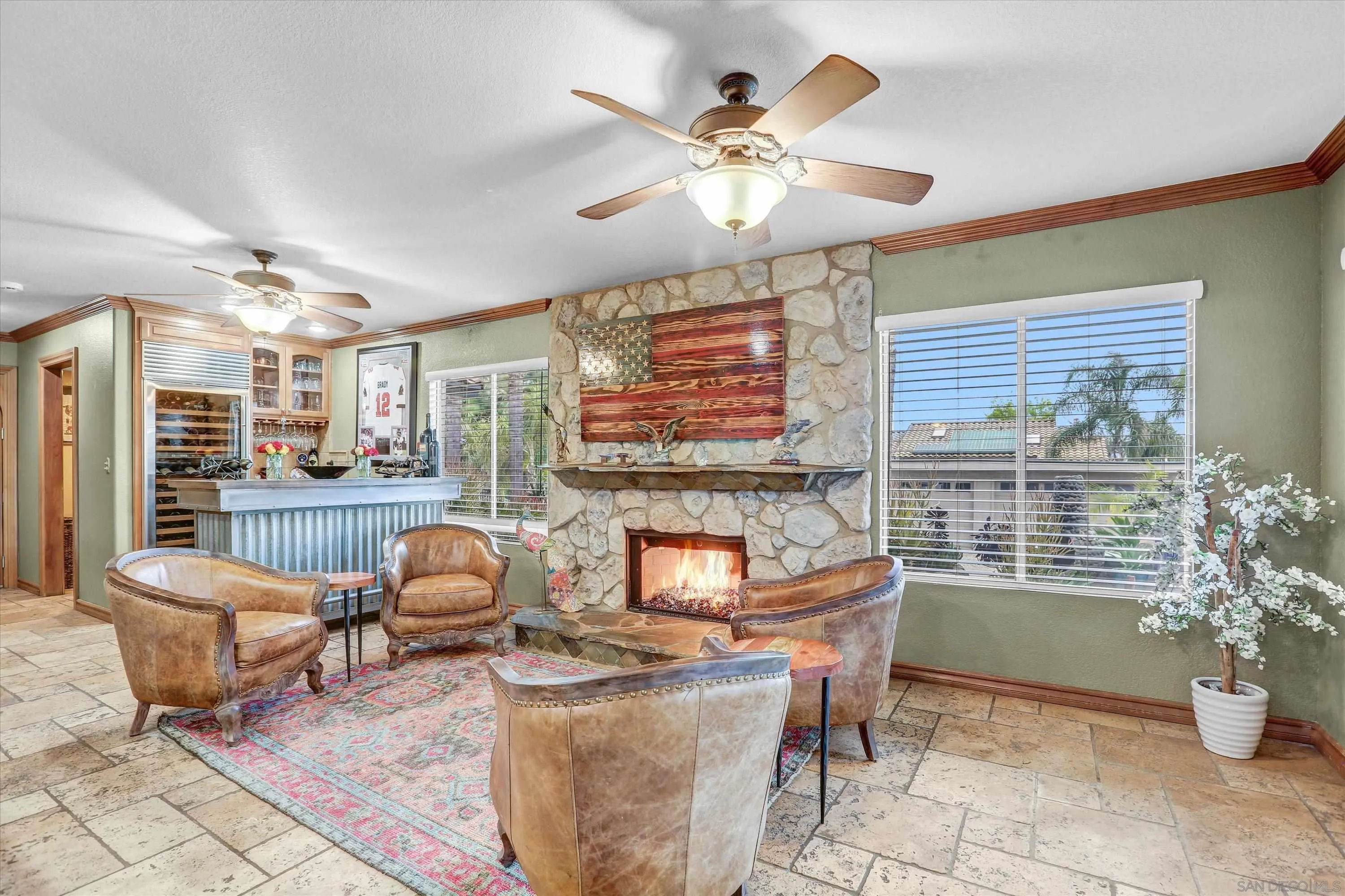 2669 Victoria Circle