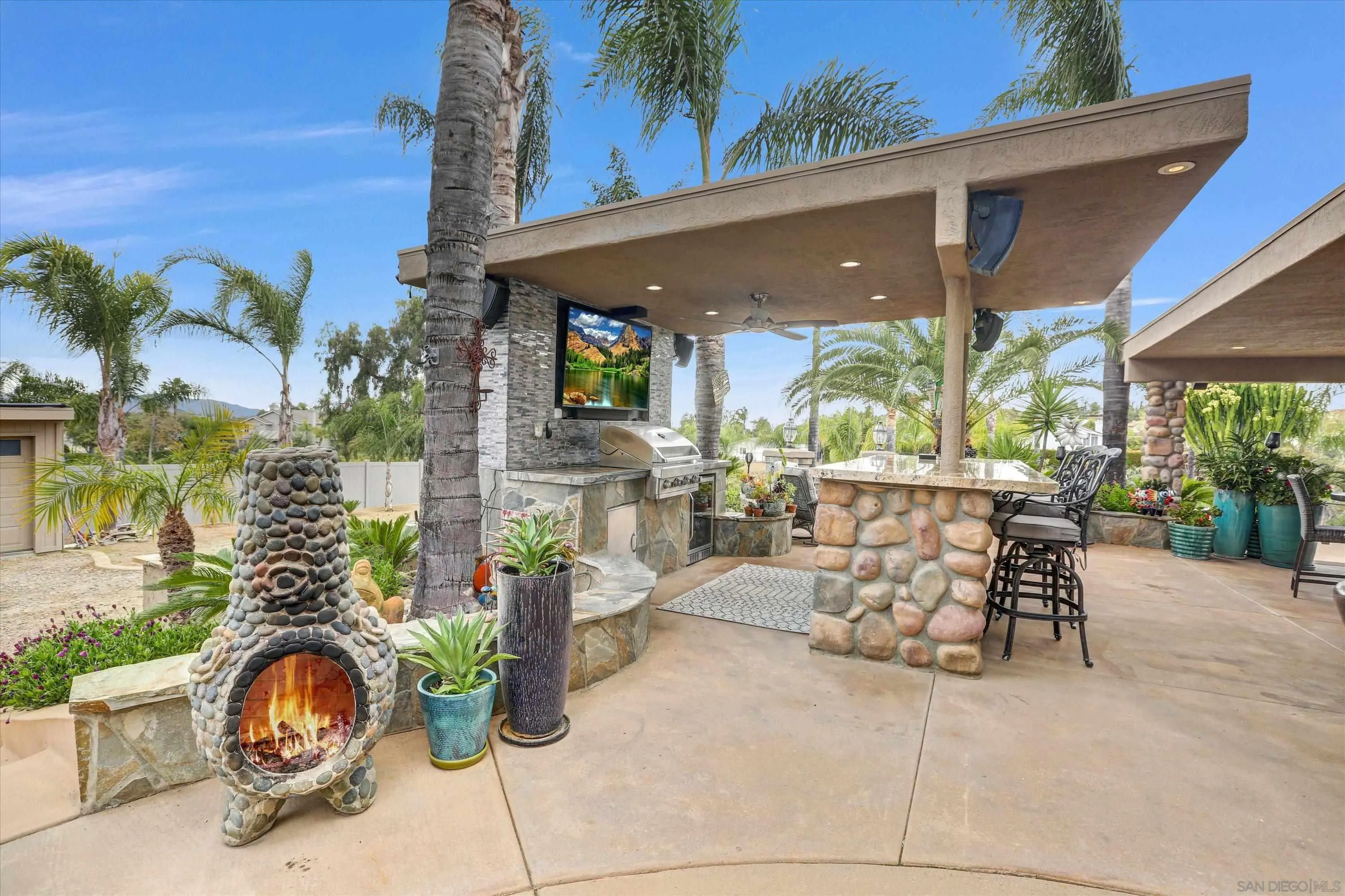 2669 Victoria Circle