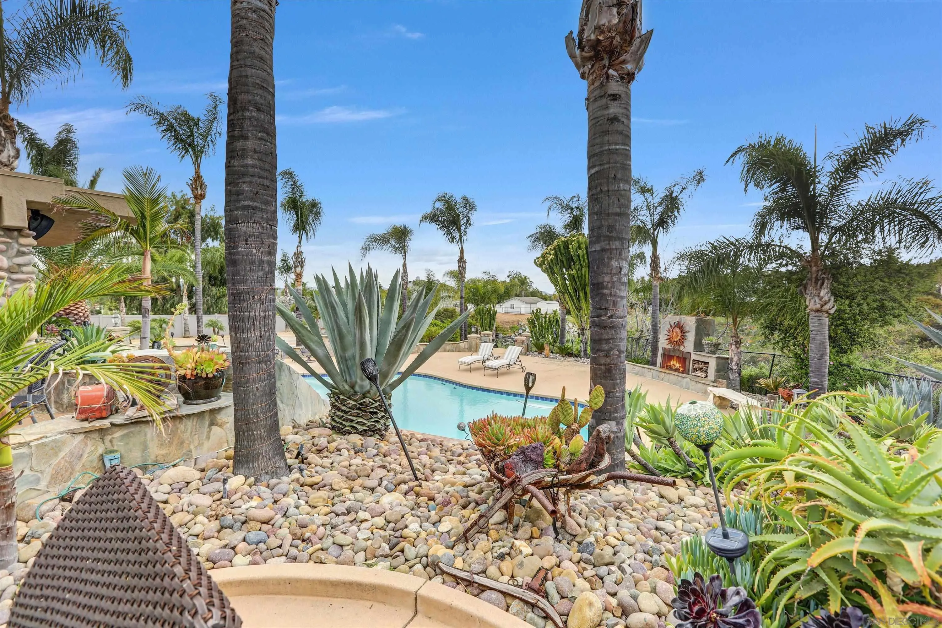 2669 Victoria Circle