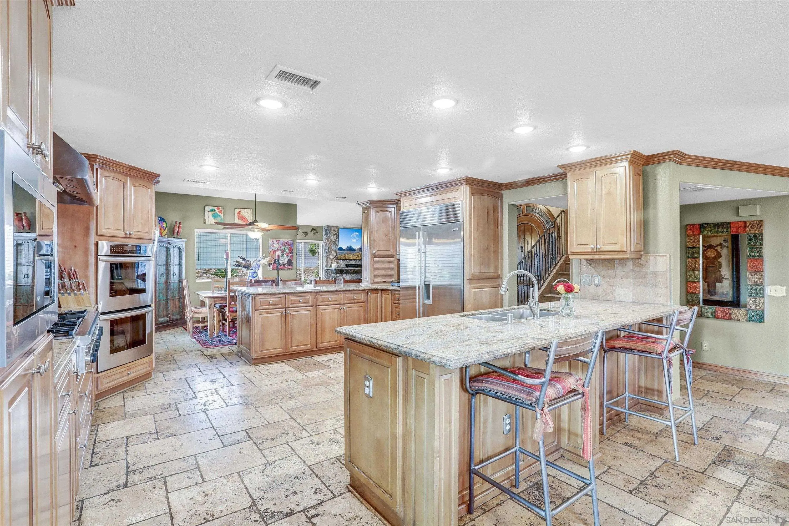 2669 Victoria Circle