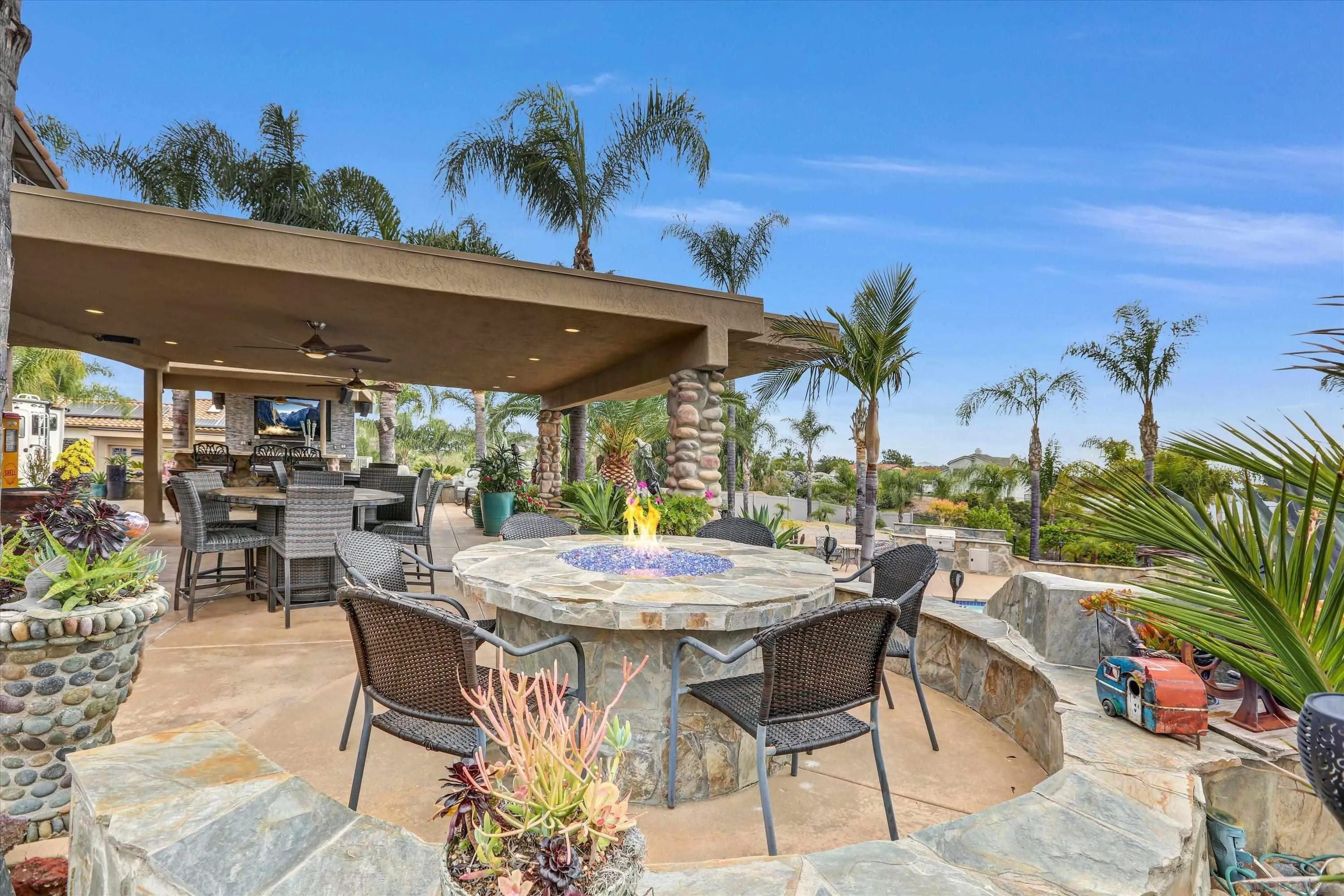 2669 Victoria Circle