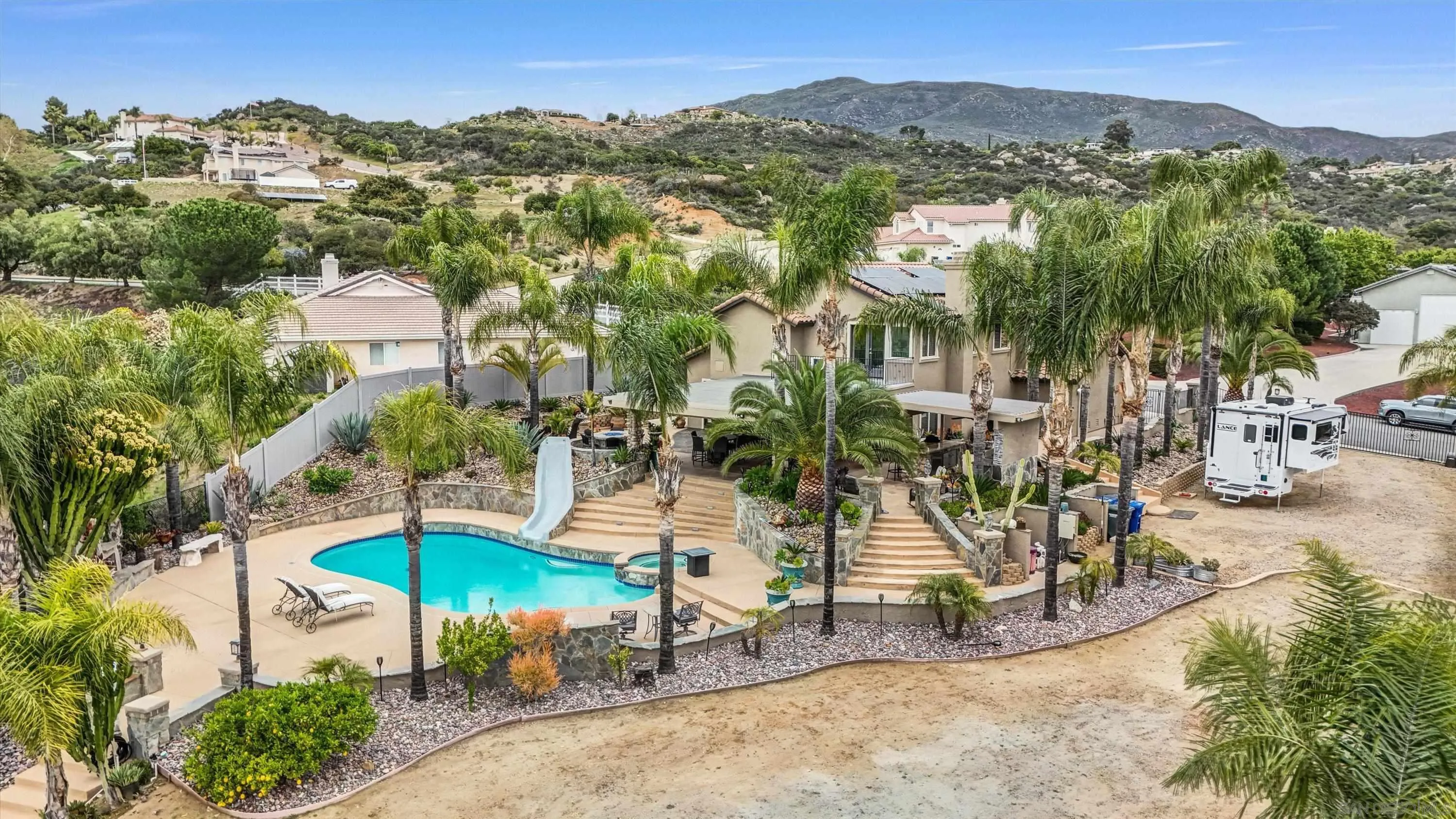 2669 Victoria Circle