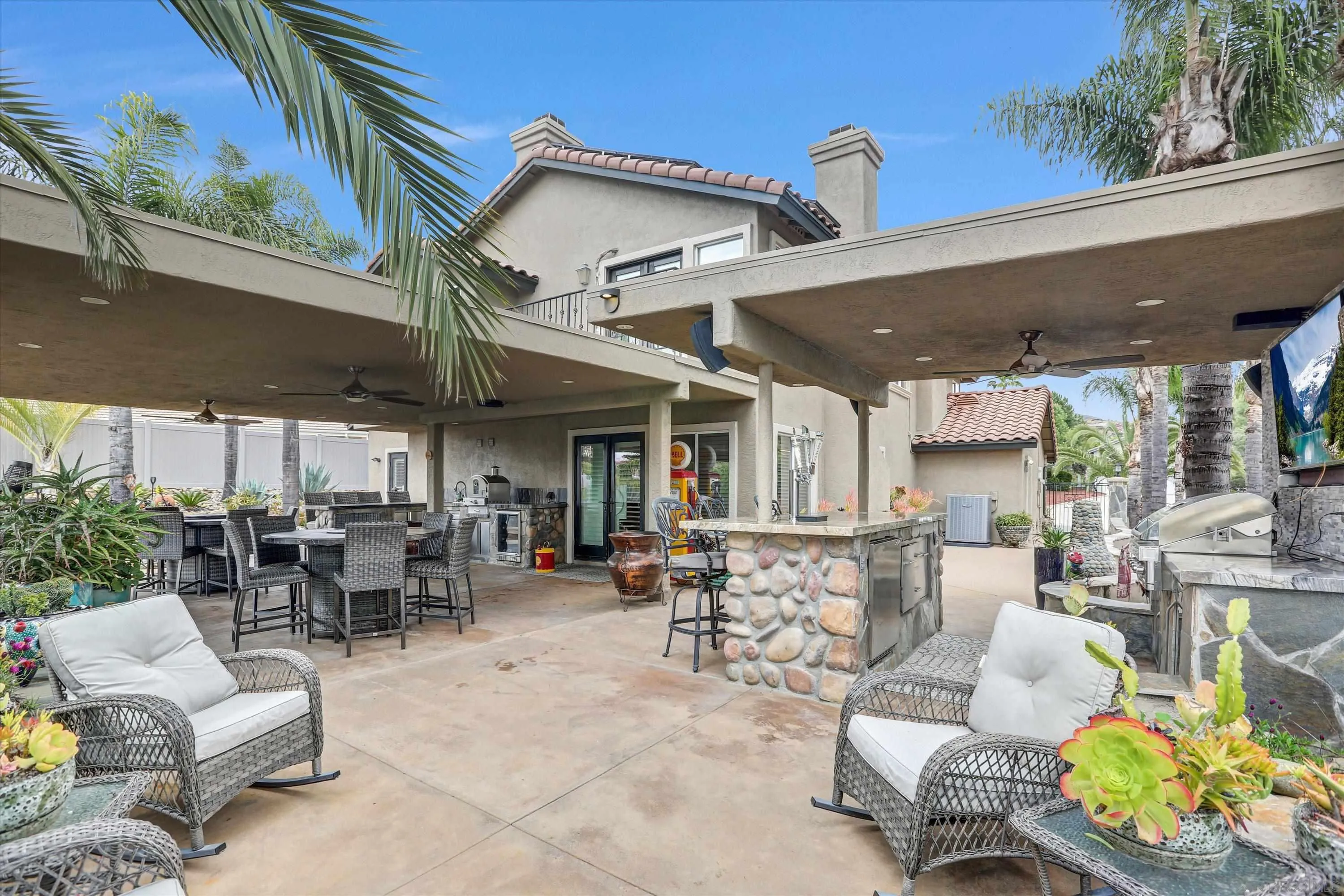 2669 Victoria Circle