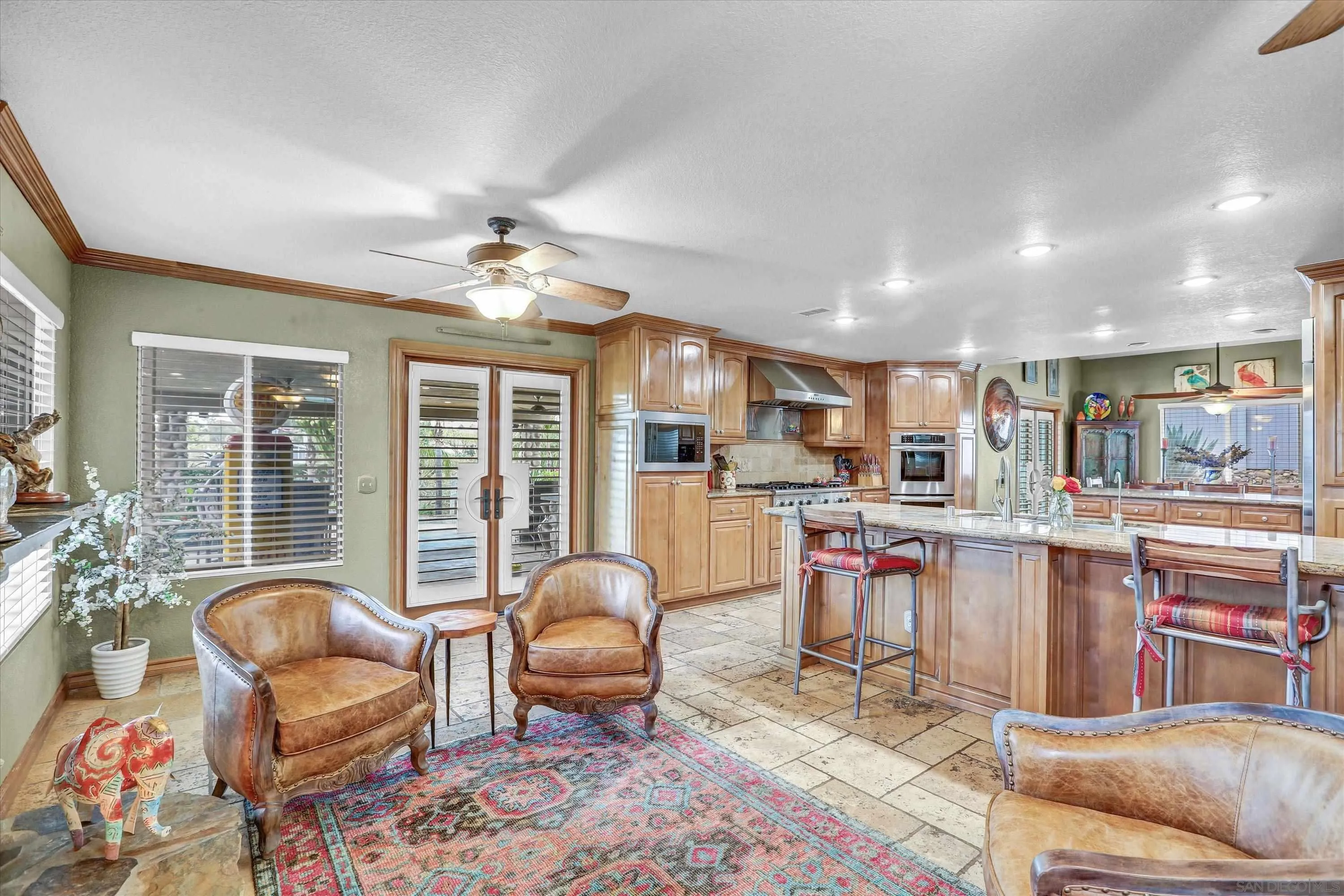 2669 Victoria Circle