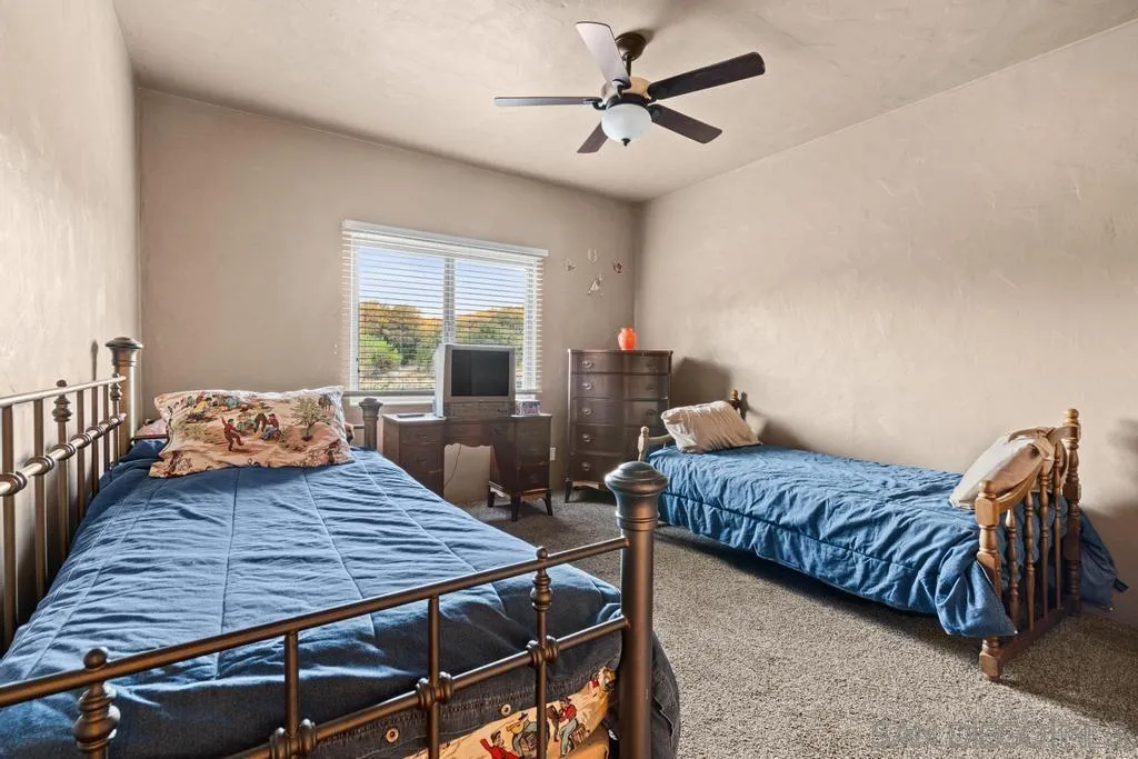 40760 Old Highway 80