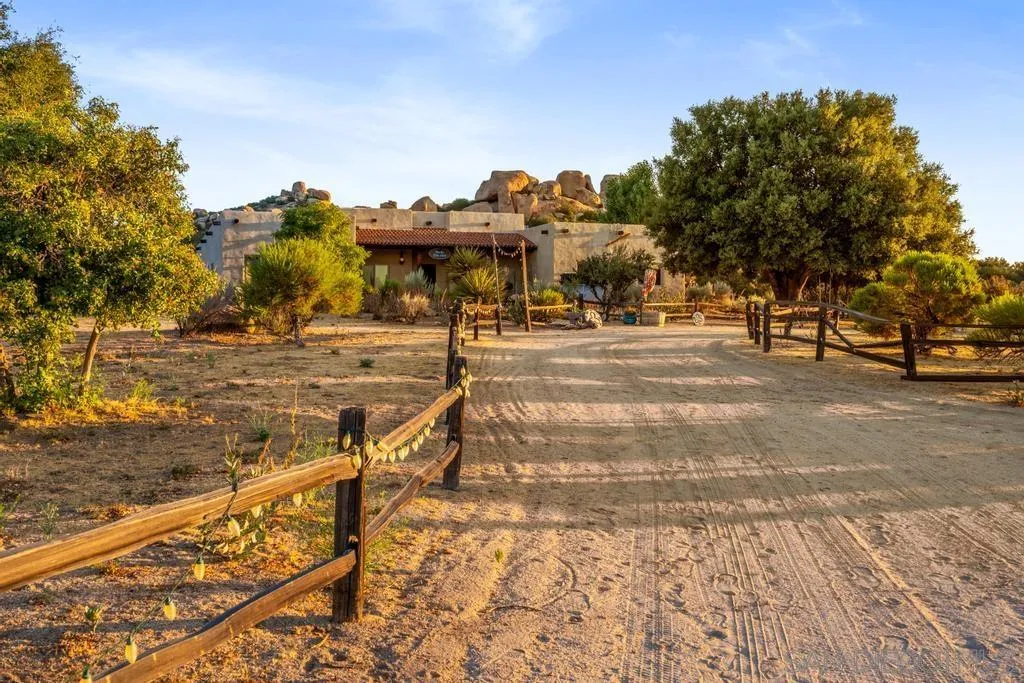 40760 Old Highway 80