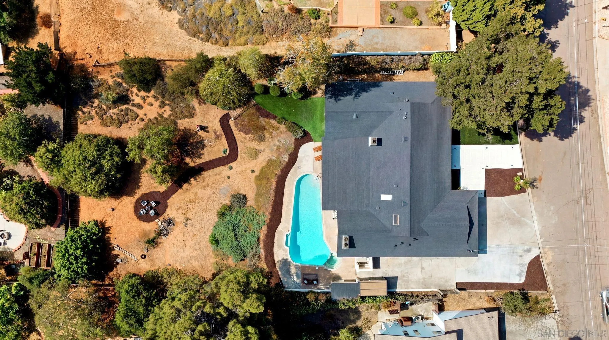 4222 Helix Del Sur