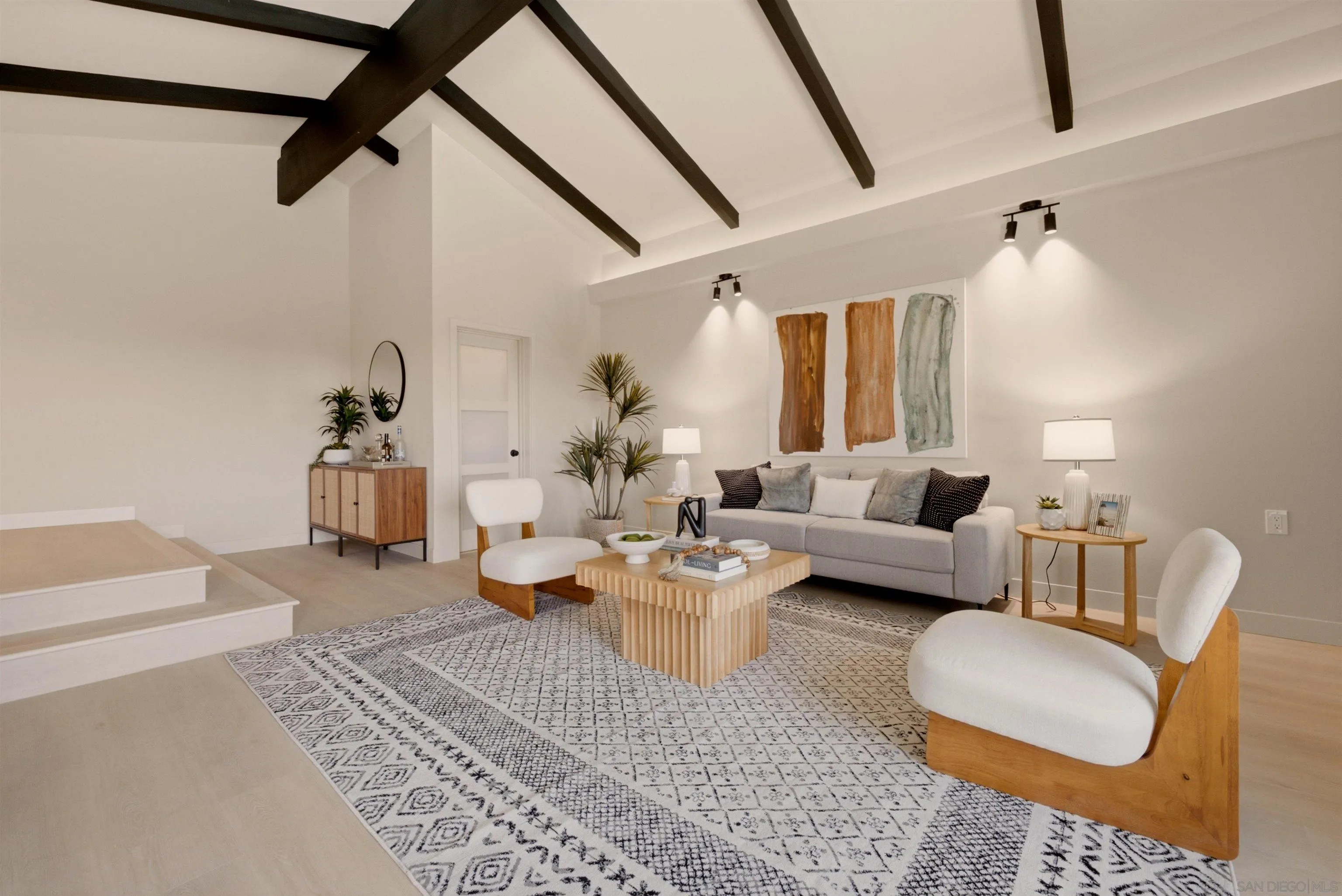 4222 Helix Del Sur