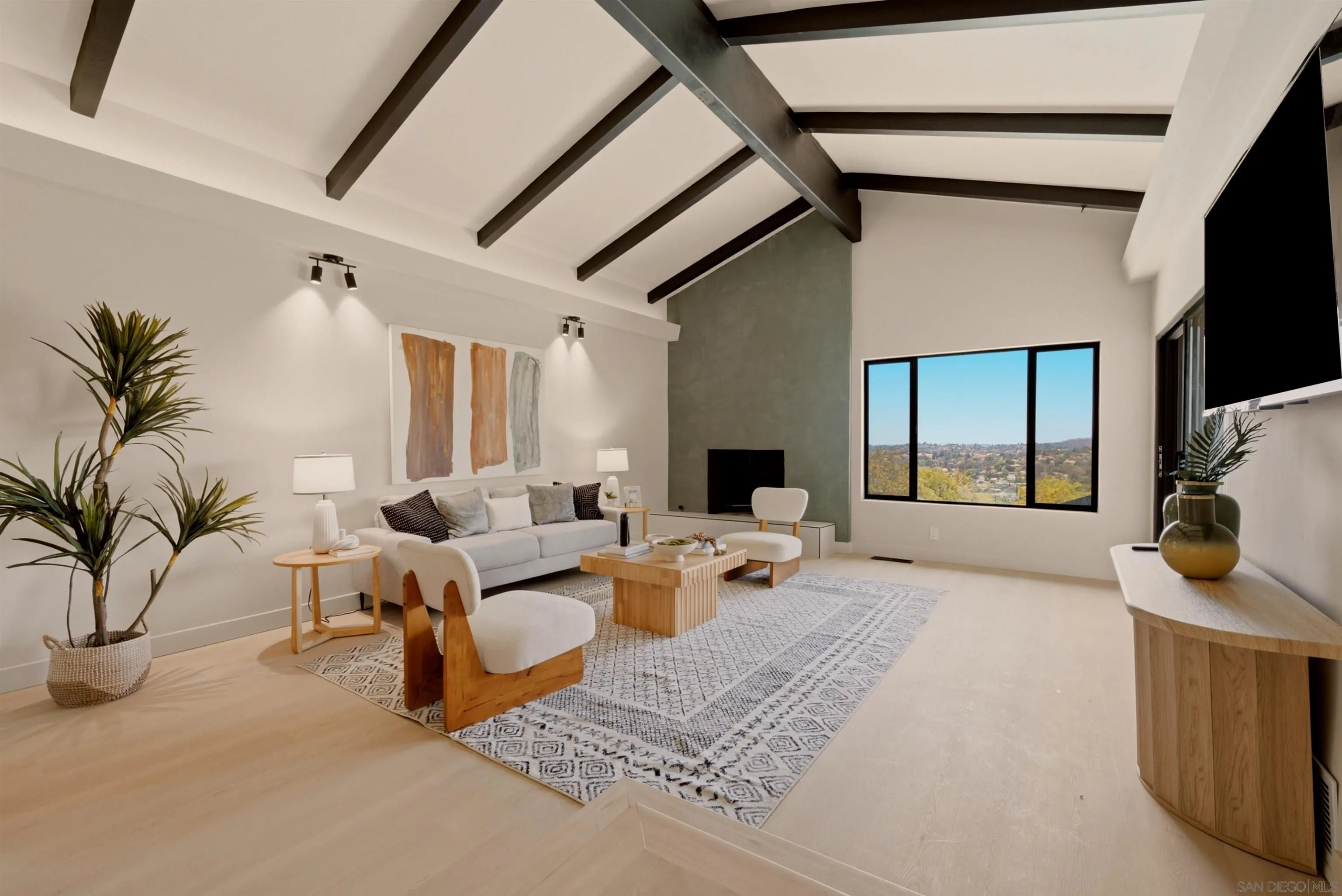 4222 Helix Del Sur