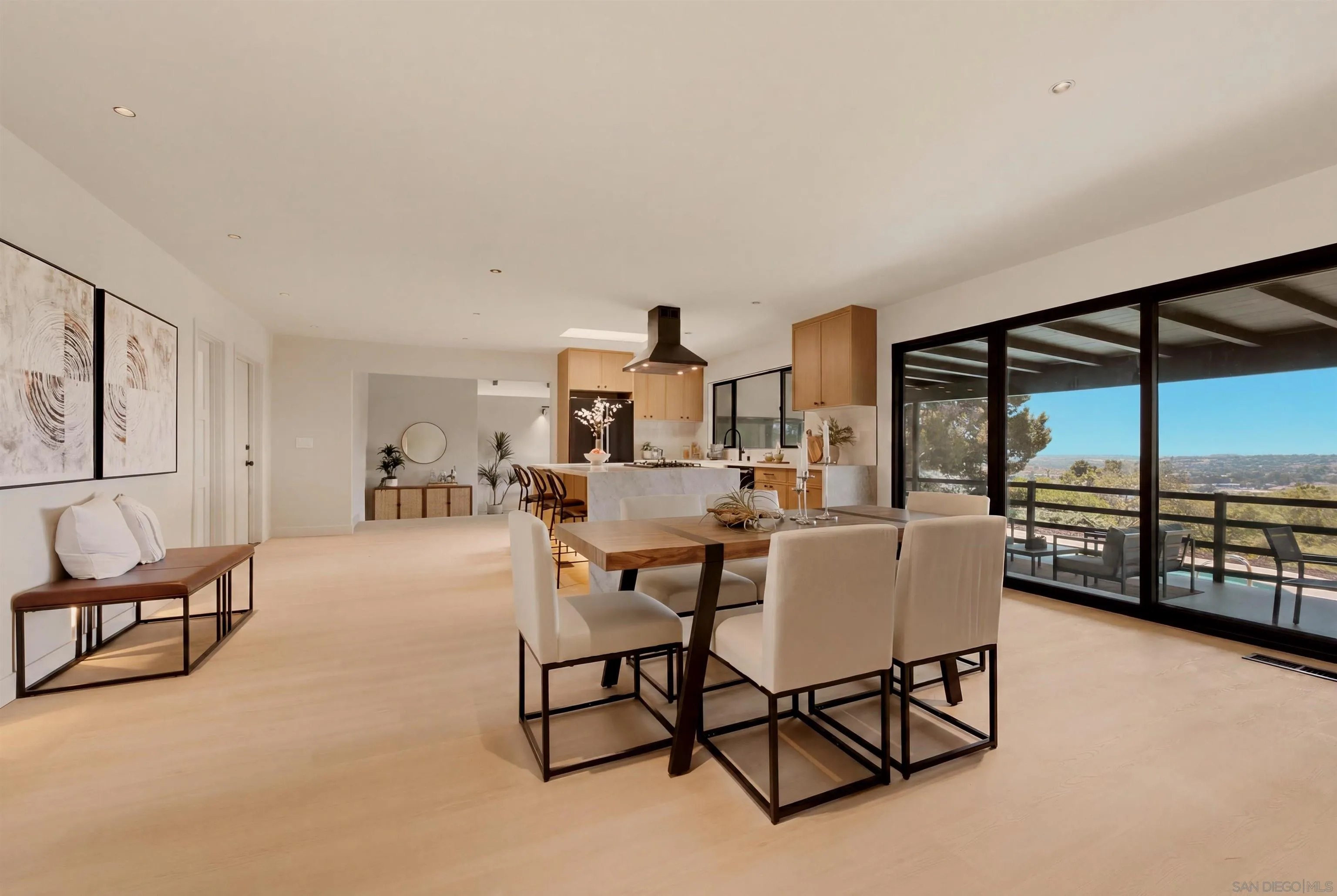 4222 Helix Del Sur