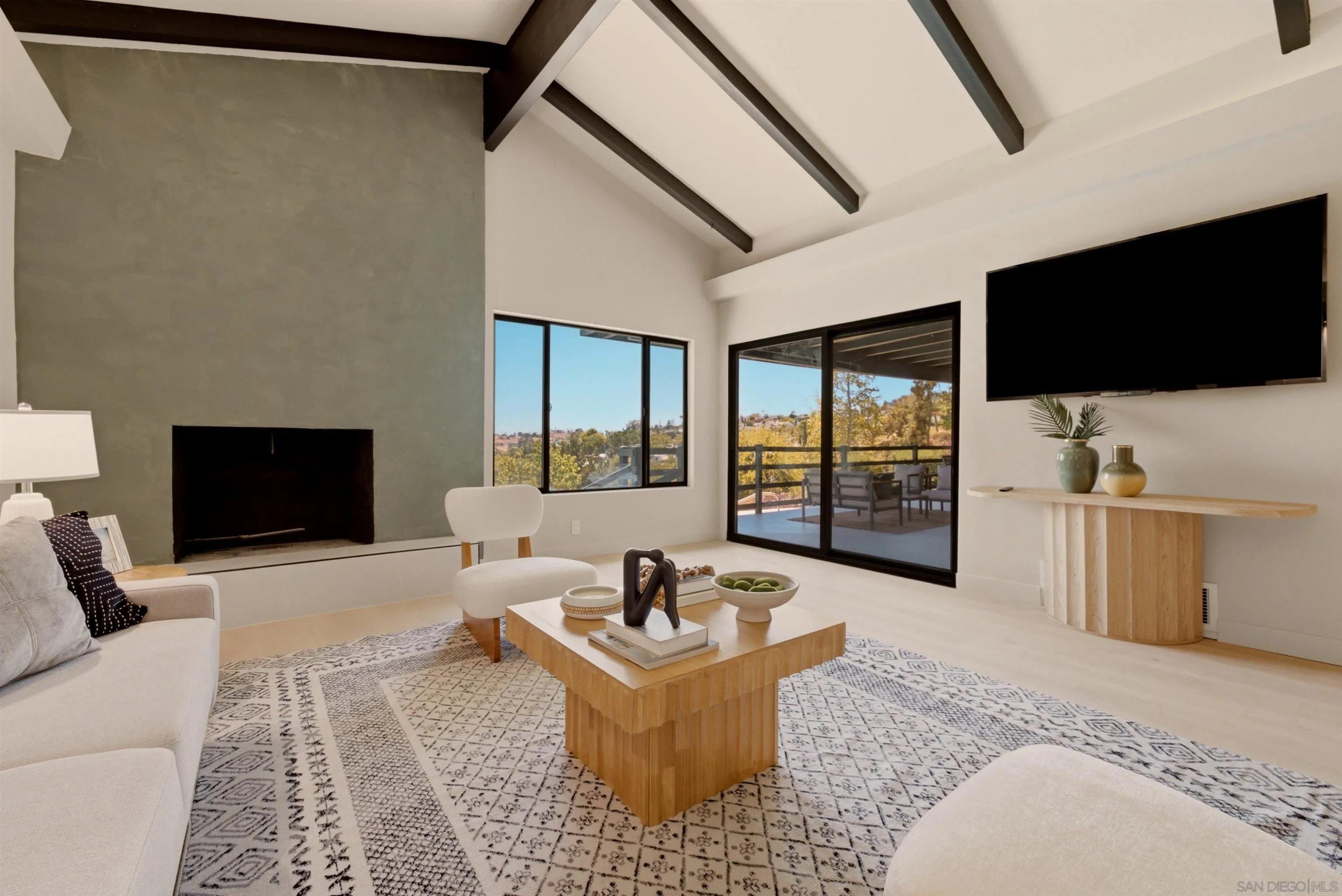 4222 Helix Del Sur