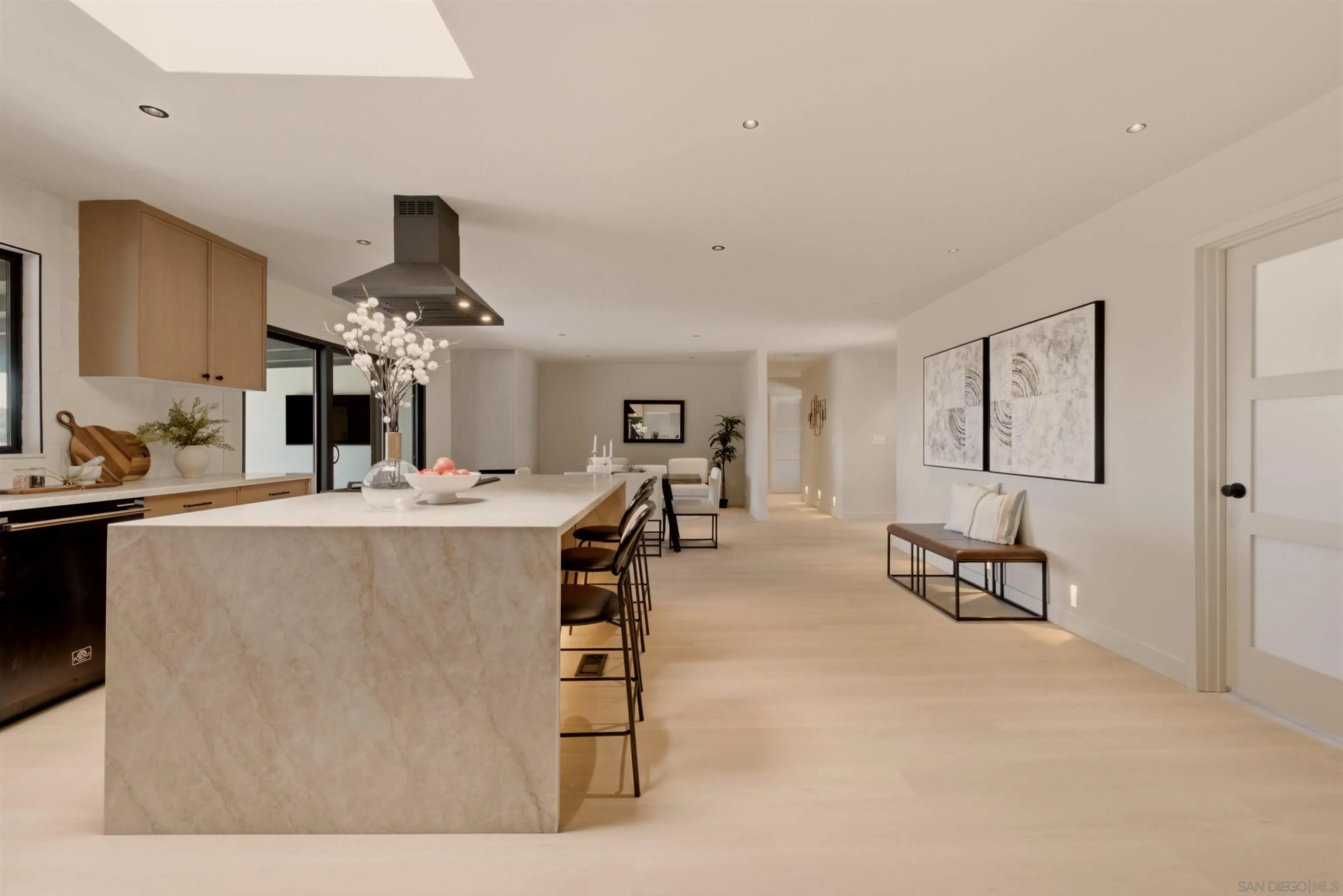 4222 Helix Del Sur
