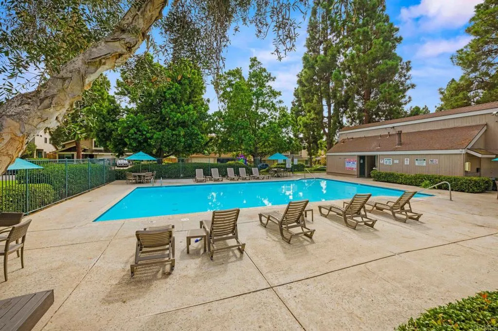 1505 Bridgeview Drive