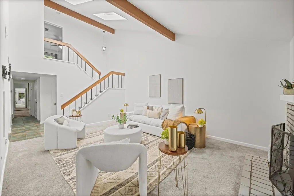 1505 Bridgeview Drive