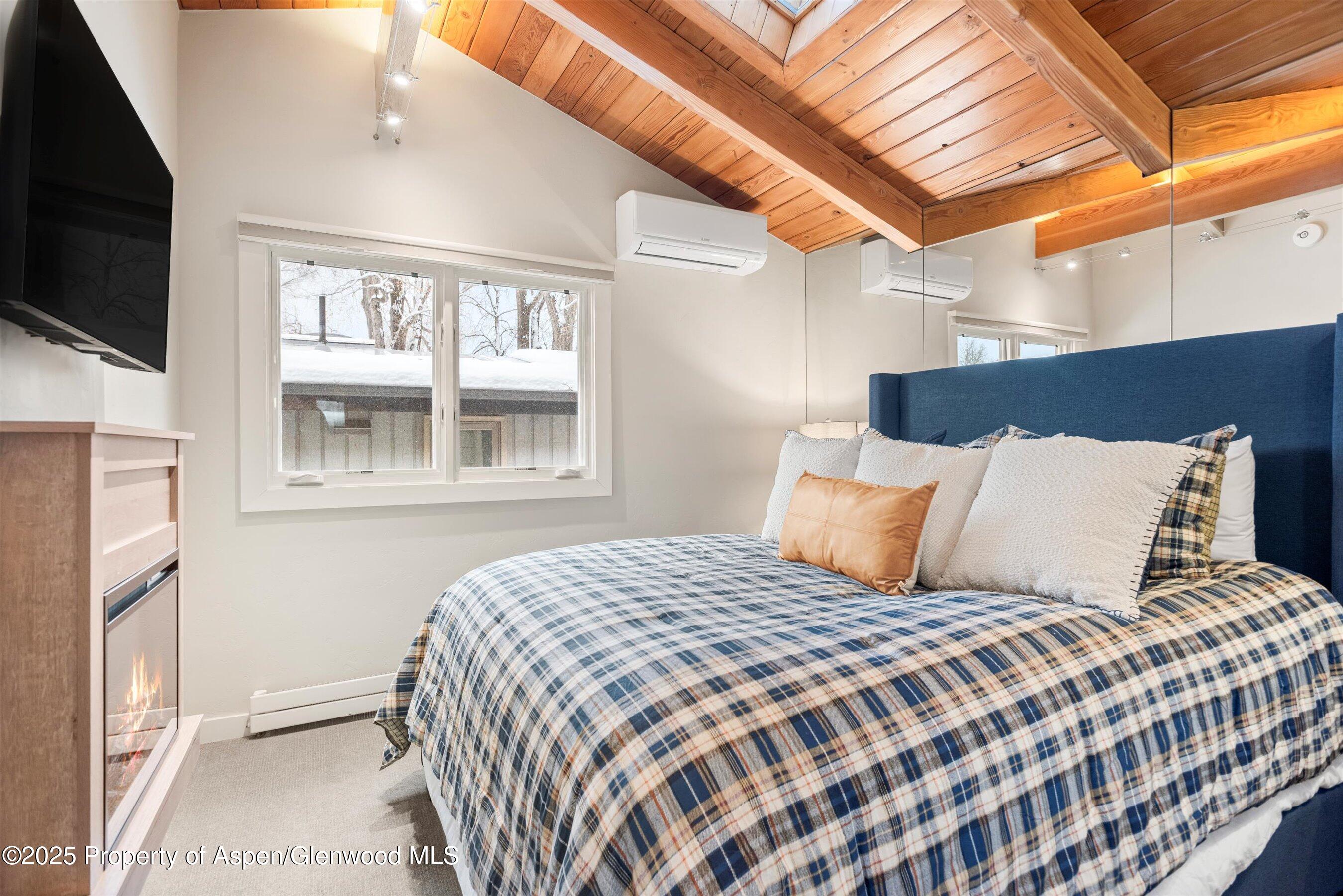 720 W Hopkins Avenue, Unit D