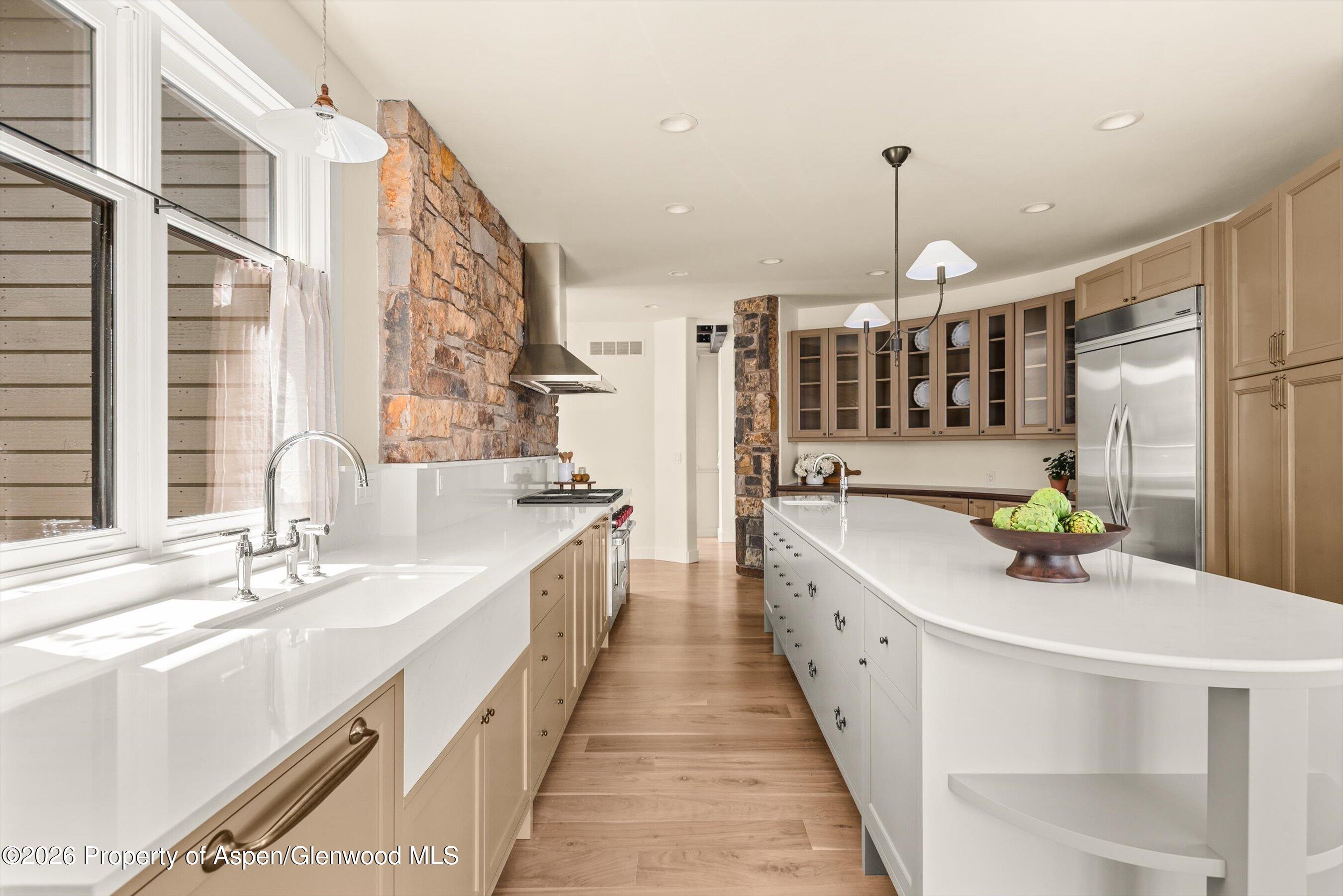 5125 Crystal Bridge Drive