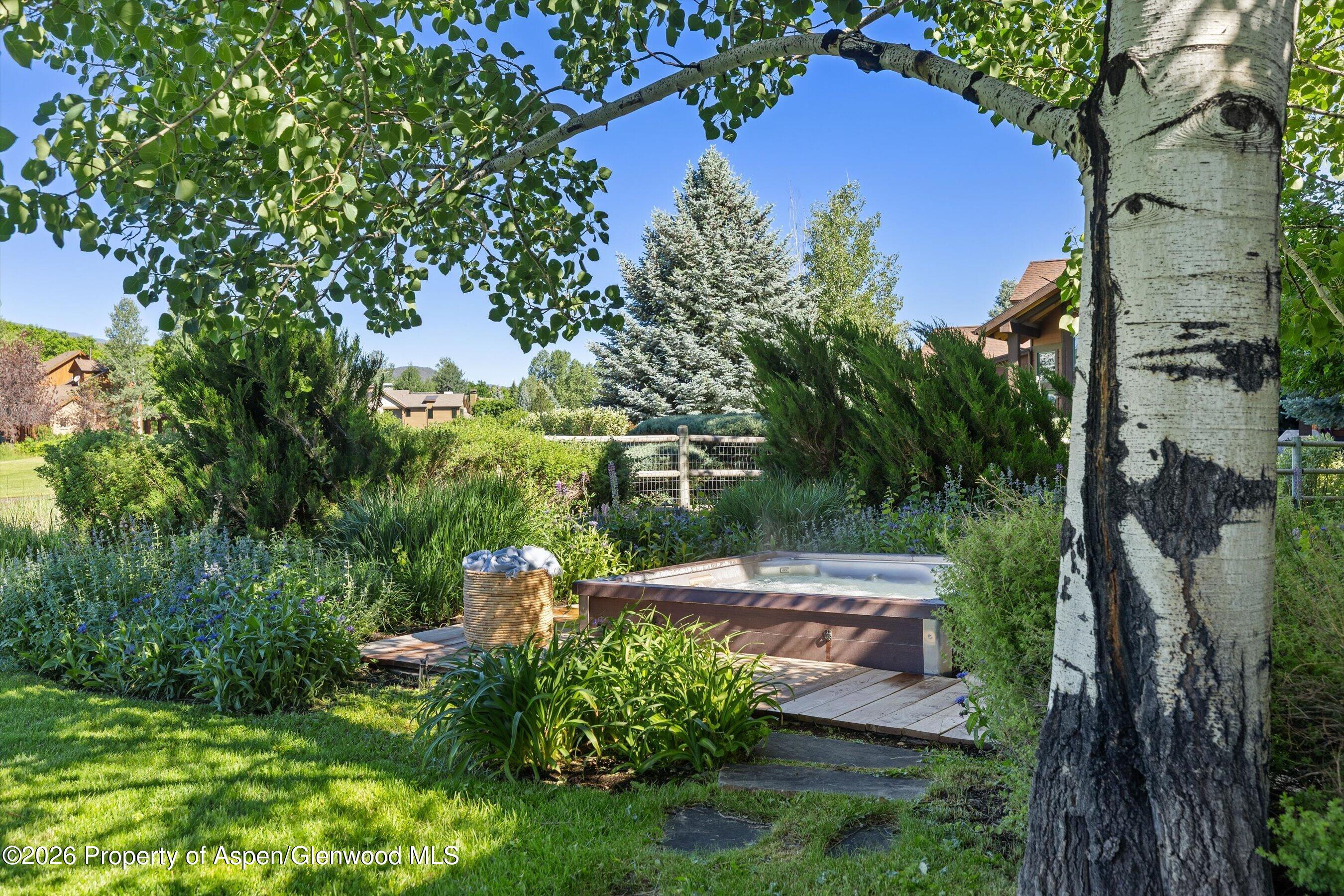 5125 Crystal Bridge Drive