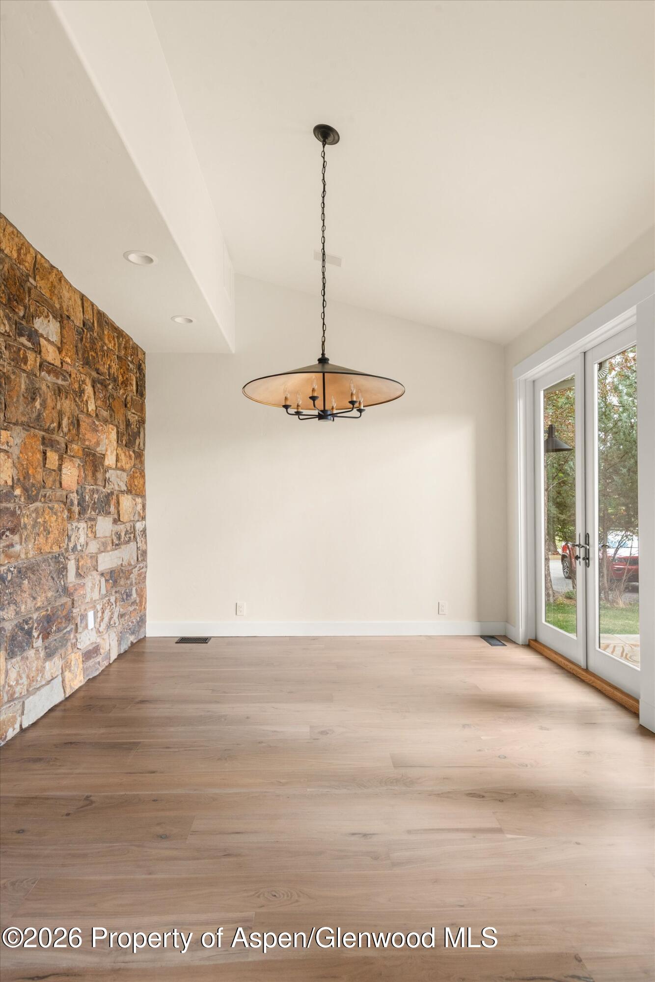 5125 Crystal Bridge Drive